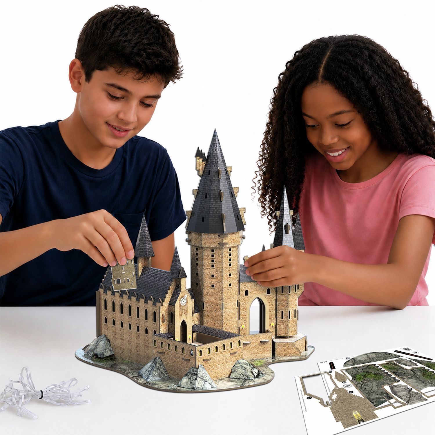 Harry Potter Light Up Hogwarts craft kit 28cm, imported from the UK