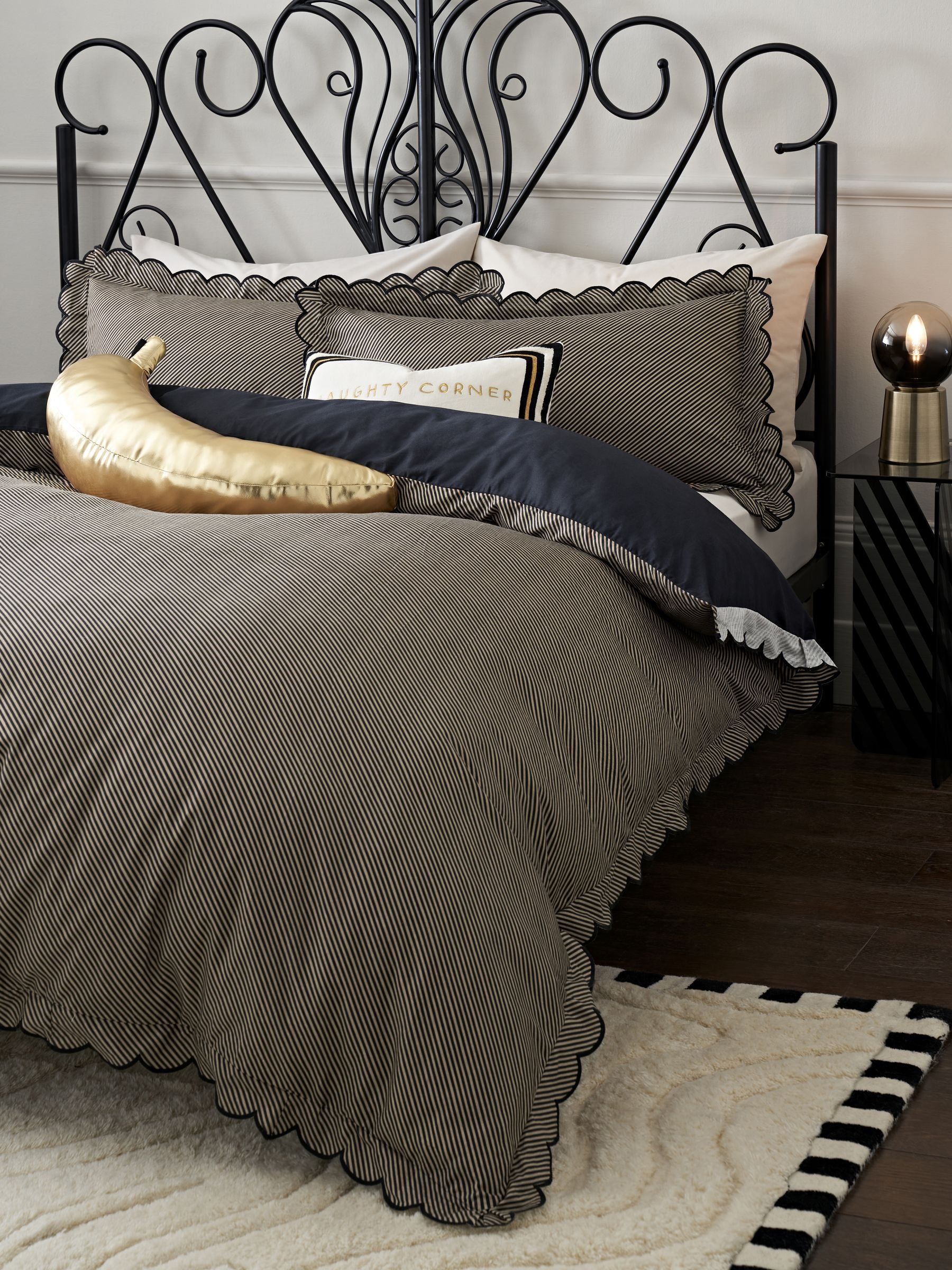 Rockett St George Black Pencil Stripe Scalloped 100% Cotton Duvet Cover and Pillowcase Set