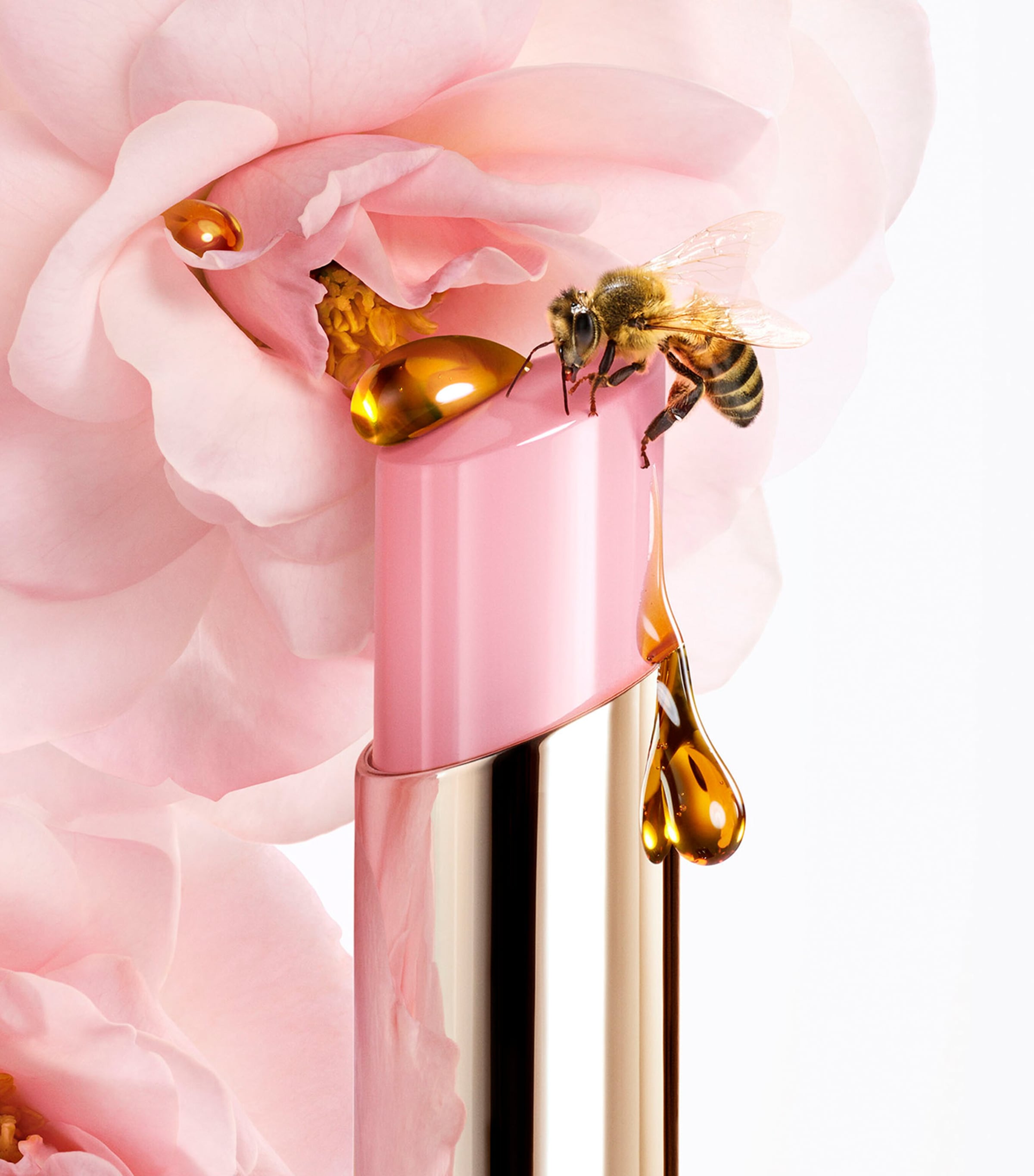 Guerlain KissKiss Bee Glow Honey Tint Balm 3.2g - British product