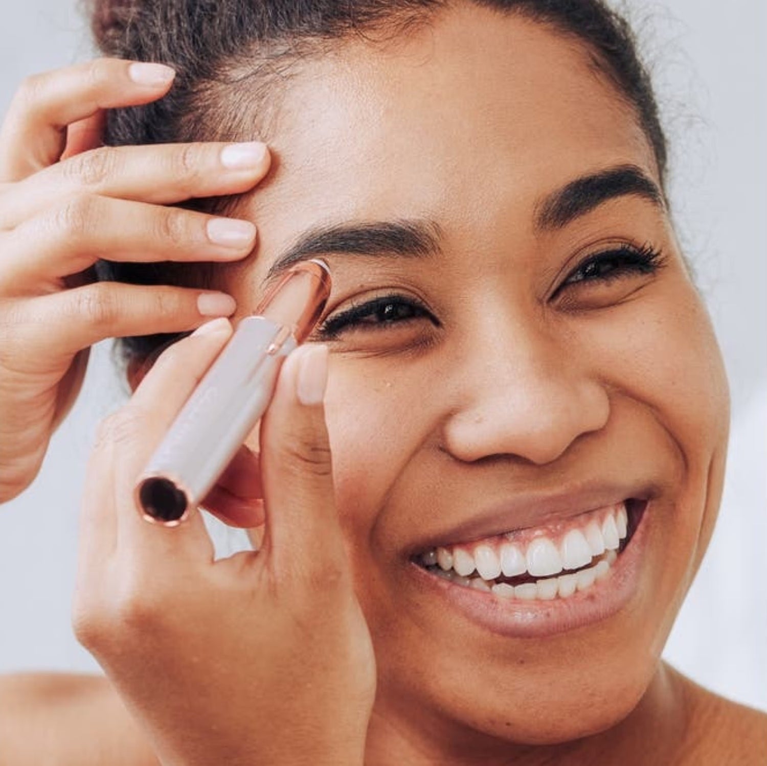 Finishing Touch Flawless Brows 3.0 Trimmer Gold (British brand)