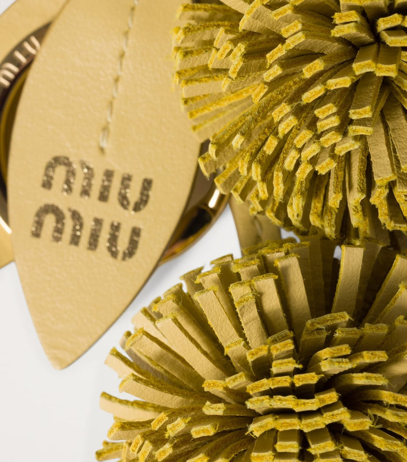 Miu Miu leather dandelion keychain, imported from the UK