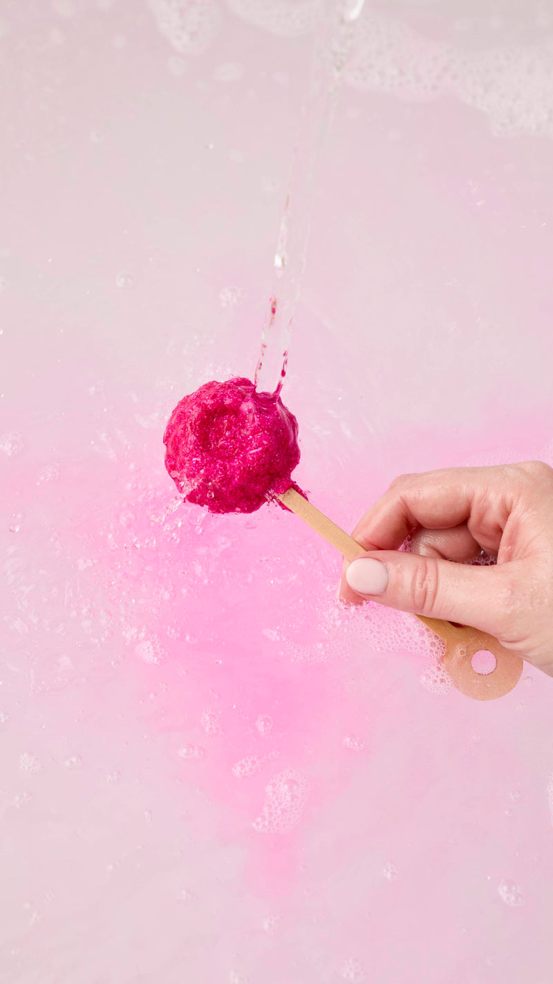 Lush raspberry reusable bubble bath - British product