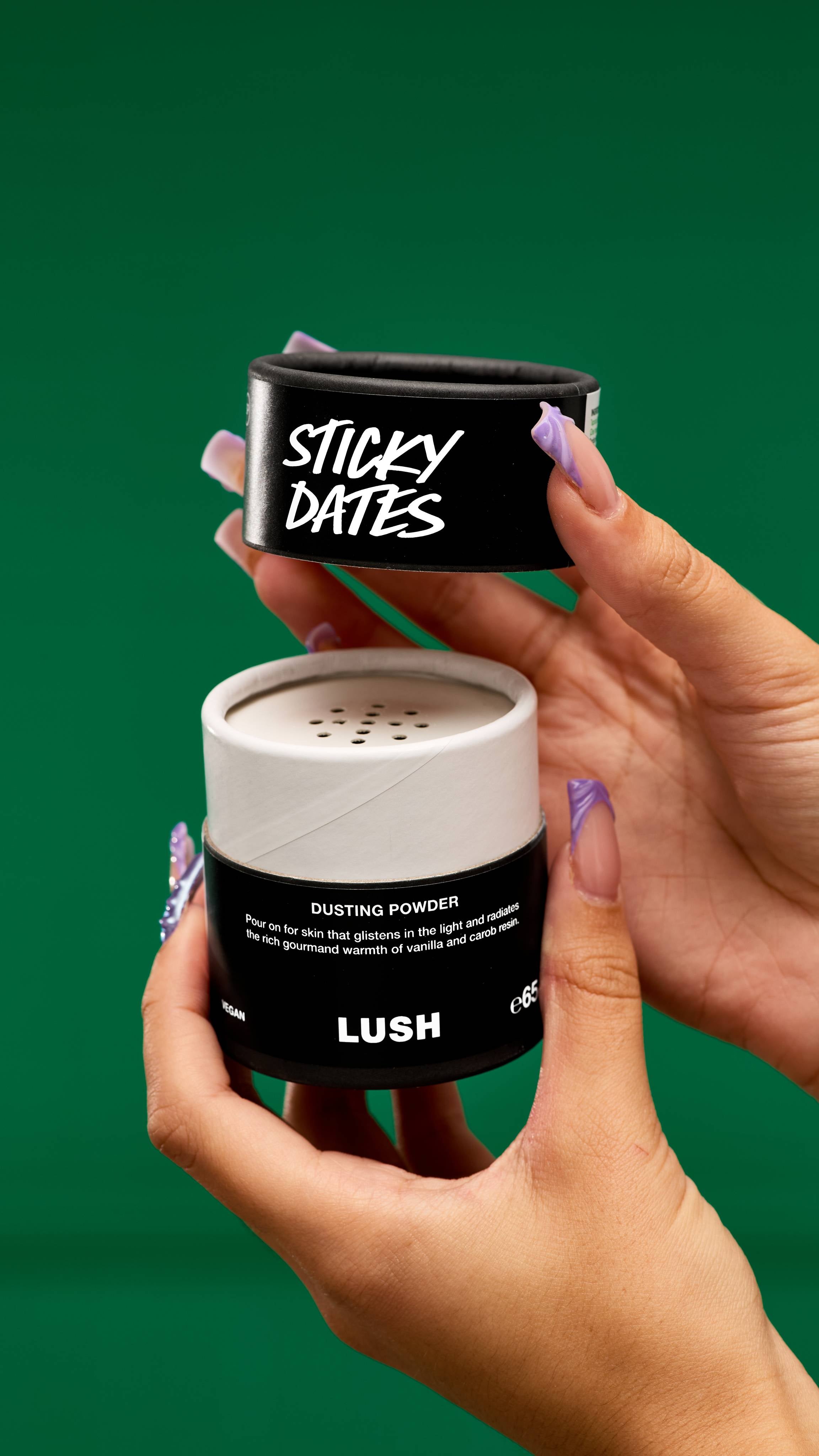 Lush Sticky Dates dusting powder for body, UK version
