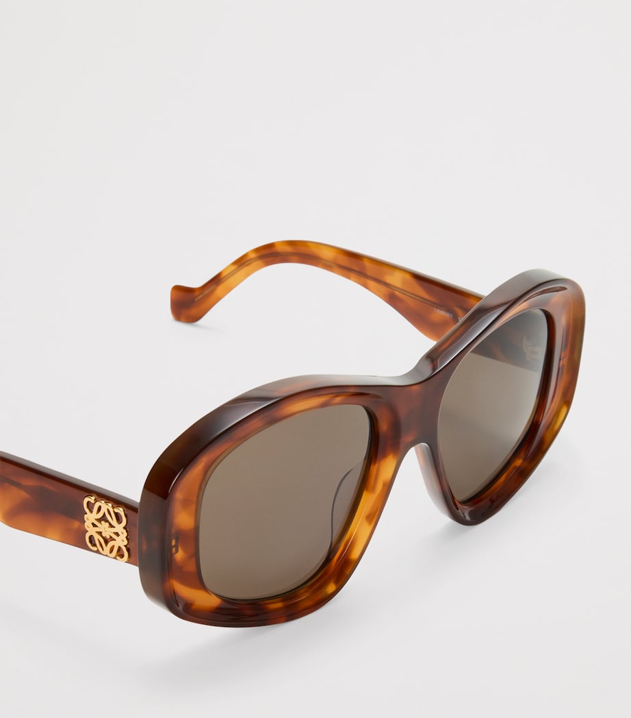LOEWE Bevelled Pentagon sunglasses - British product