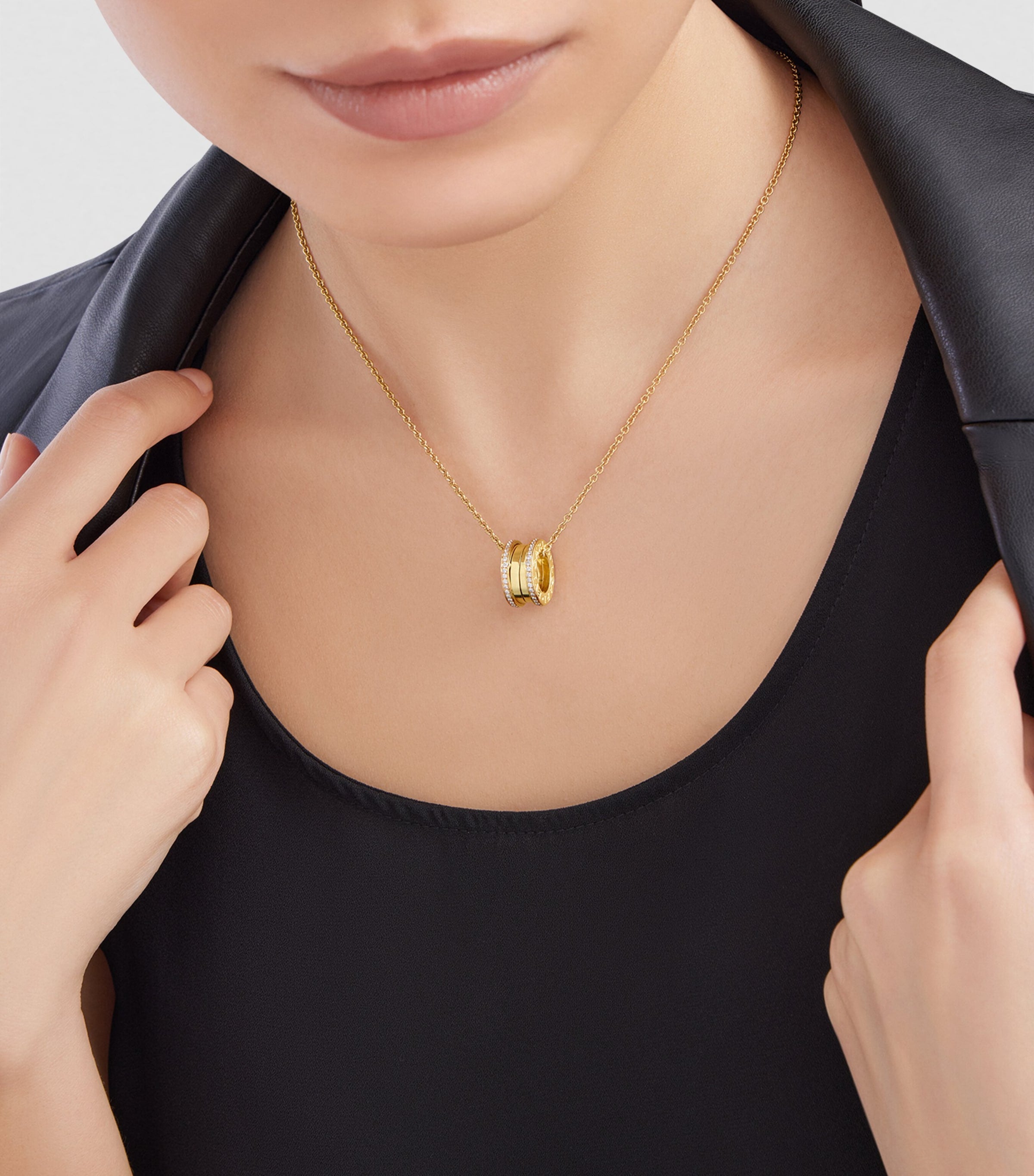 Bvlgari B.zero1 pendant necklace yellow gold diamonds - British product