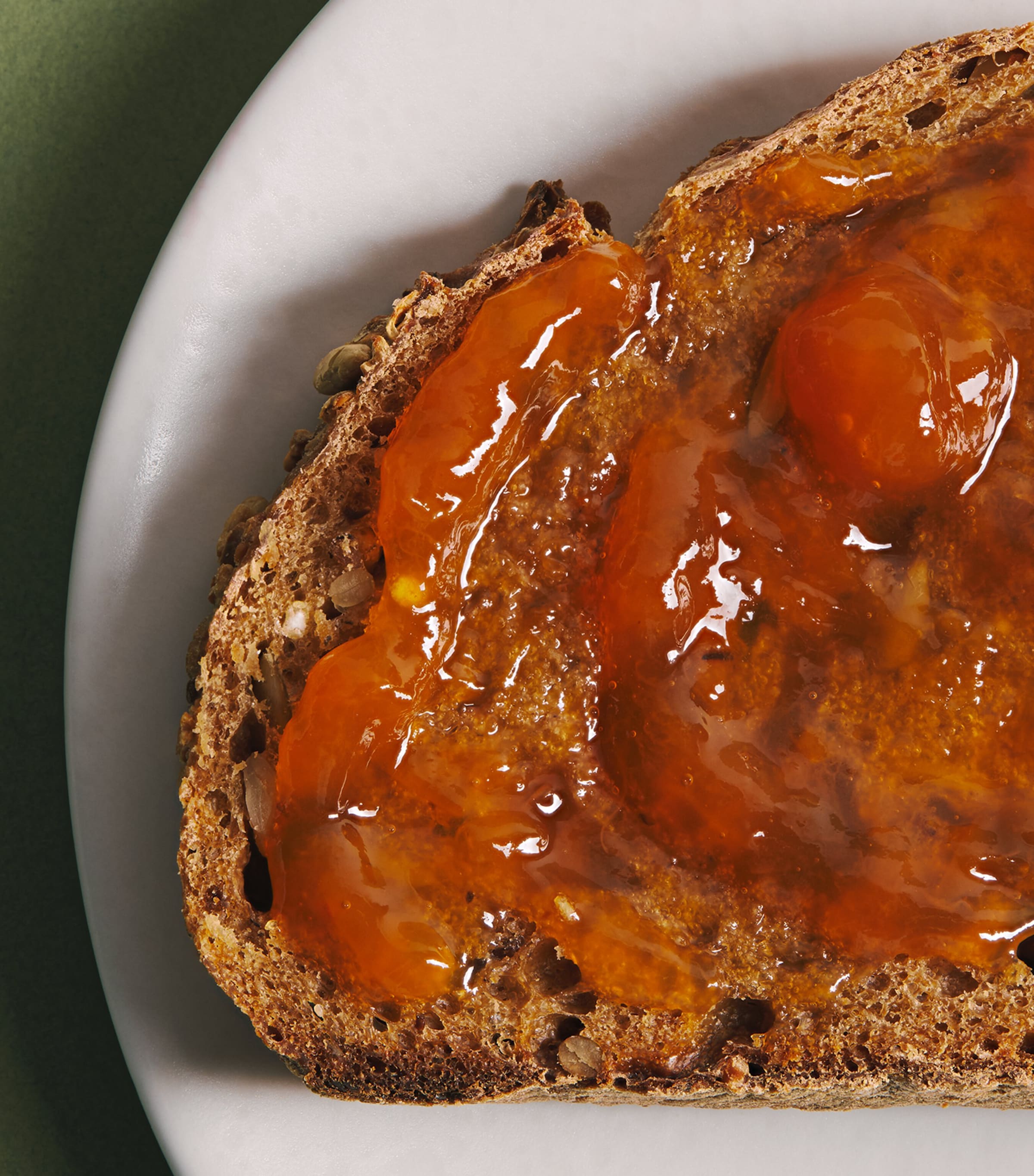 Harrods apricot and almond jam 280g, imported from the UK
