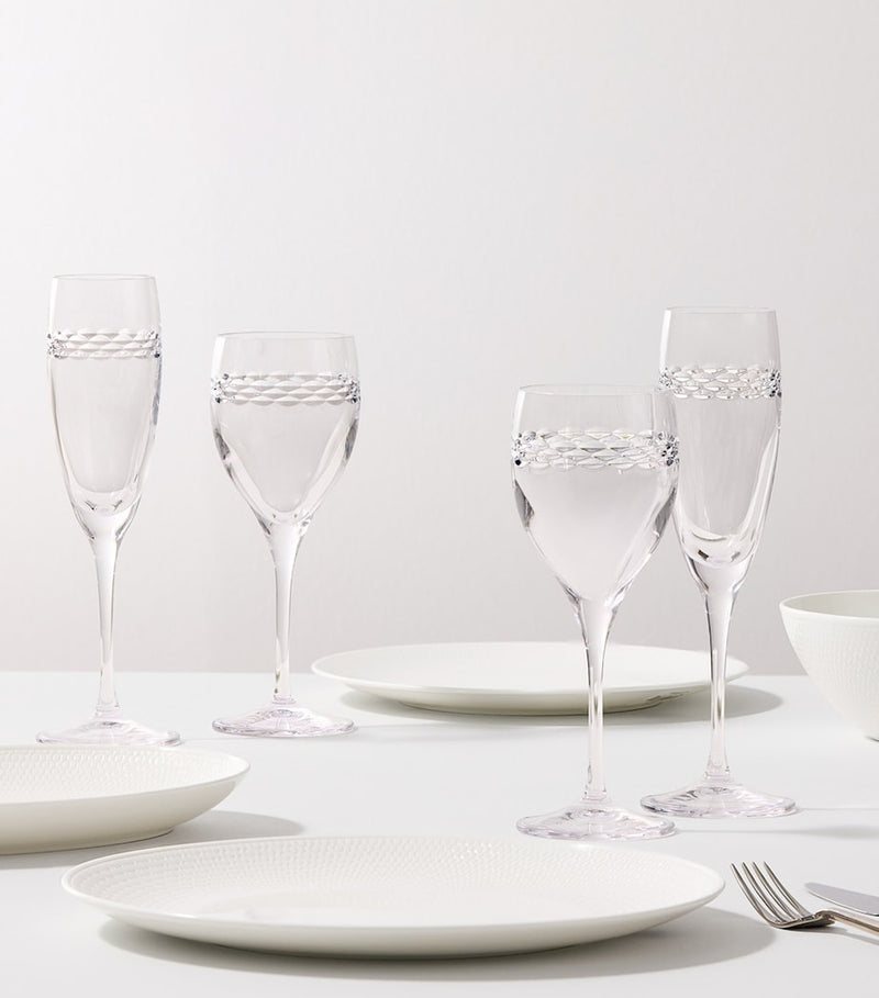 Wedgwood set of two crystal champagne flutes with 210ml capacity (British brand)