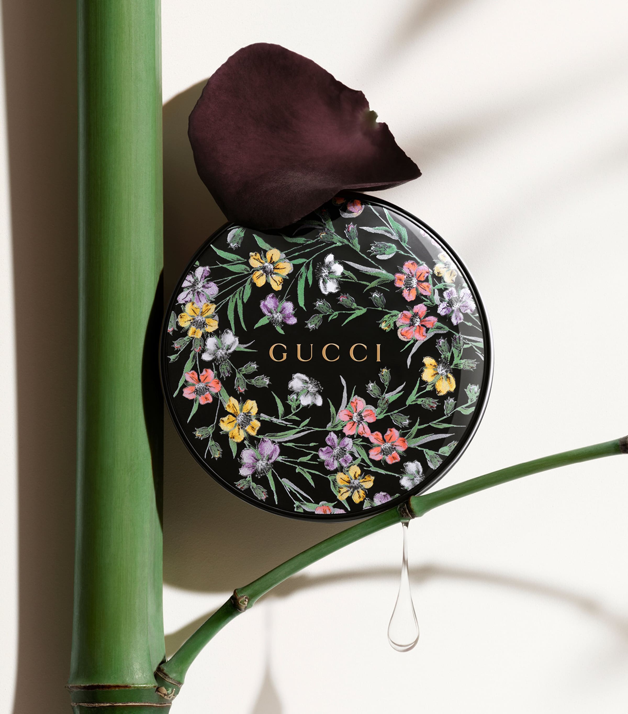 Gucci hyaluronic acid cushion foundation with SPF 35, 14g, UK version