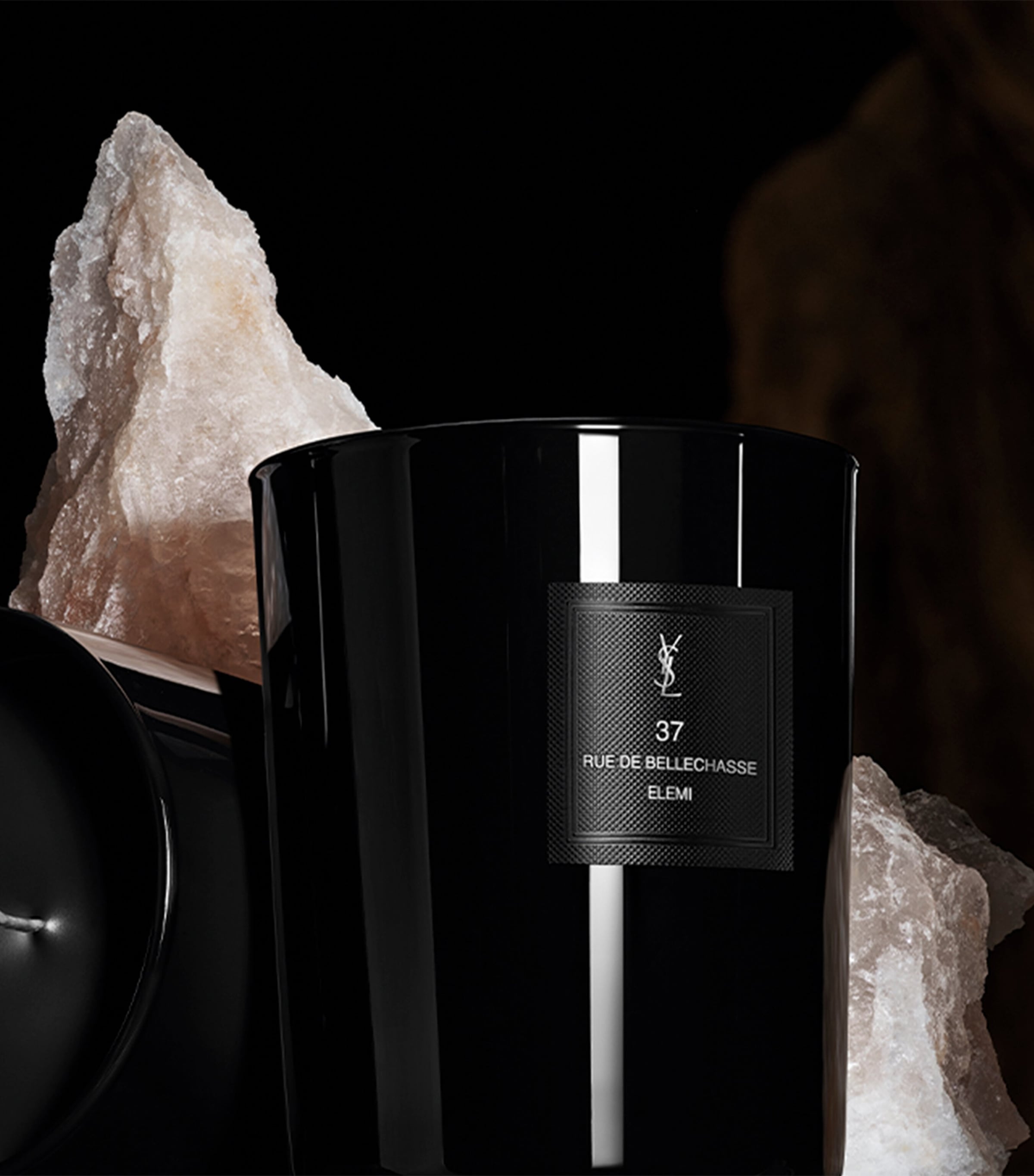 YSL scented candle with elemi and oud fragrance in black glass 220g (British brand)