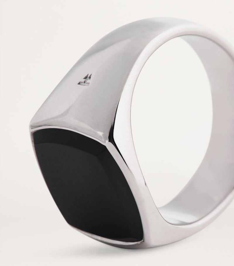Tom Wood signet ring polished onyx, imported from the UK