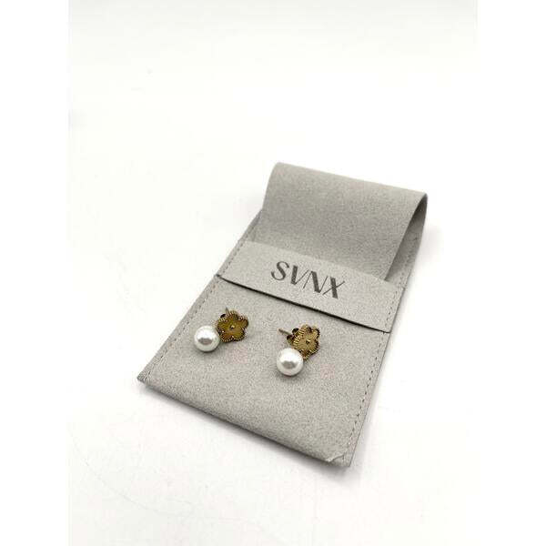 SVNX clover pearl earrings in gold - British product