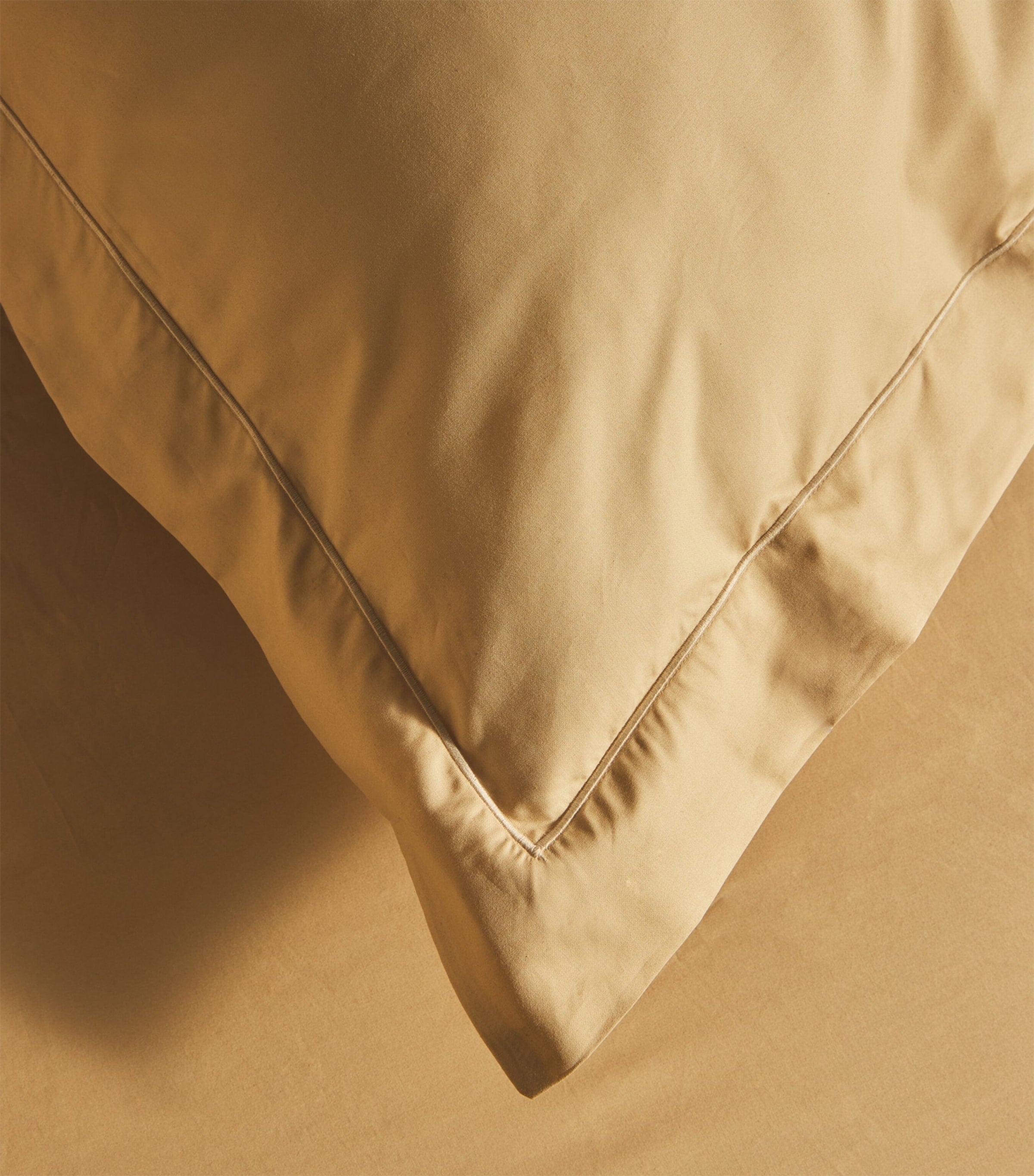 Harrods of London Chester pillowcase pair 50 x 75cm, UK version