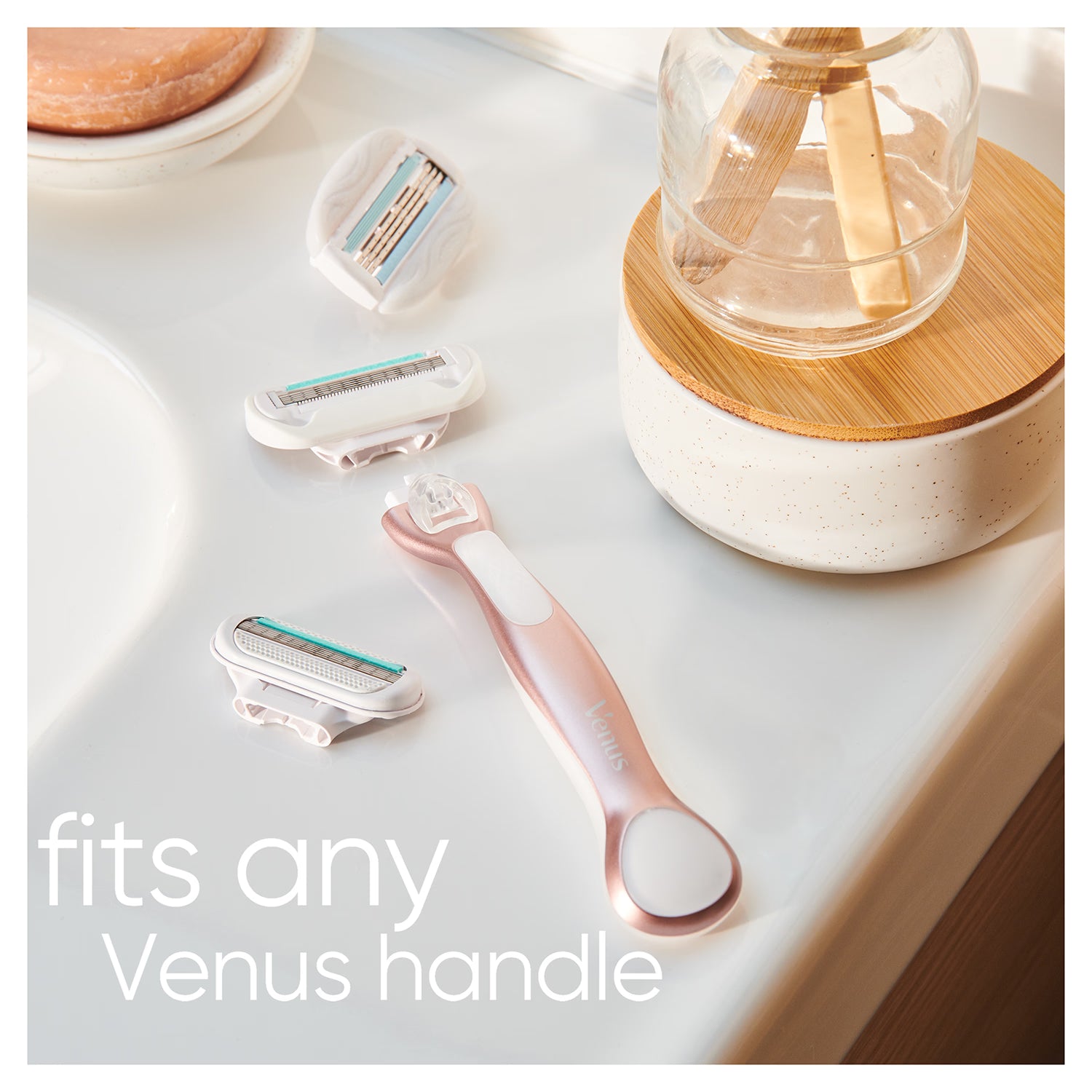 Venus Deluxe Smooth Sensitive RoseGold razor 1 blade, UK version