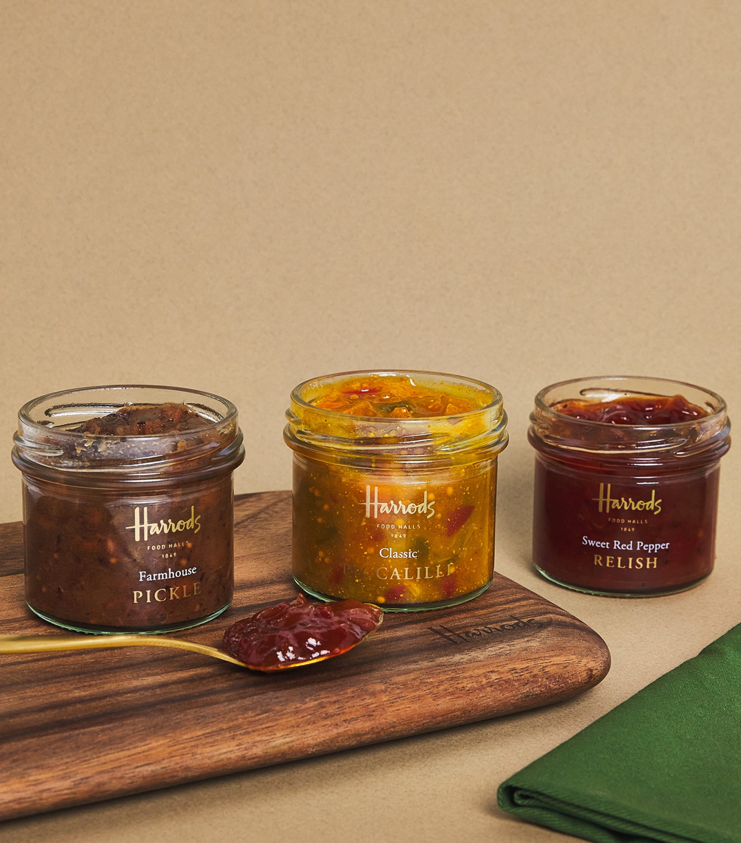 Harrods savoury condiments trio with Piccalilli, Pickle and Relish 371g, UK version