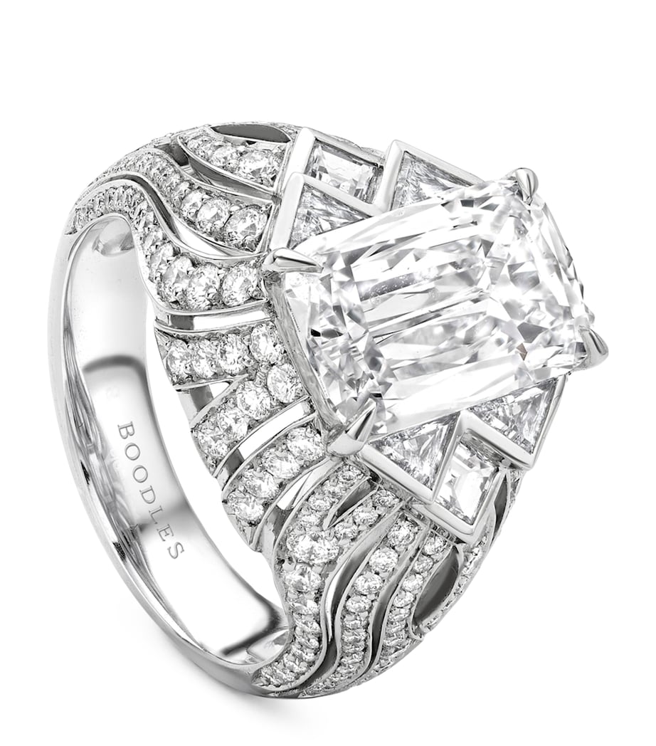 Boodles Victoria Falls diamond ring - British product