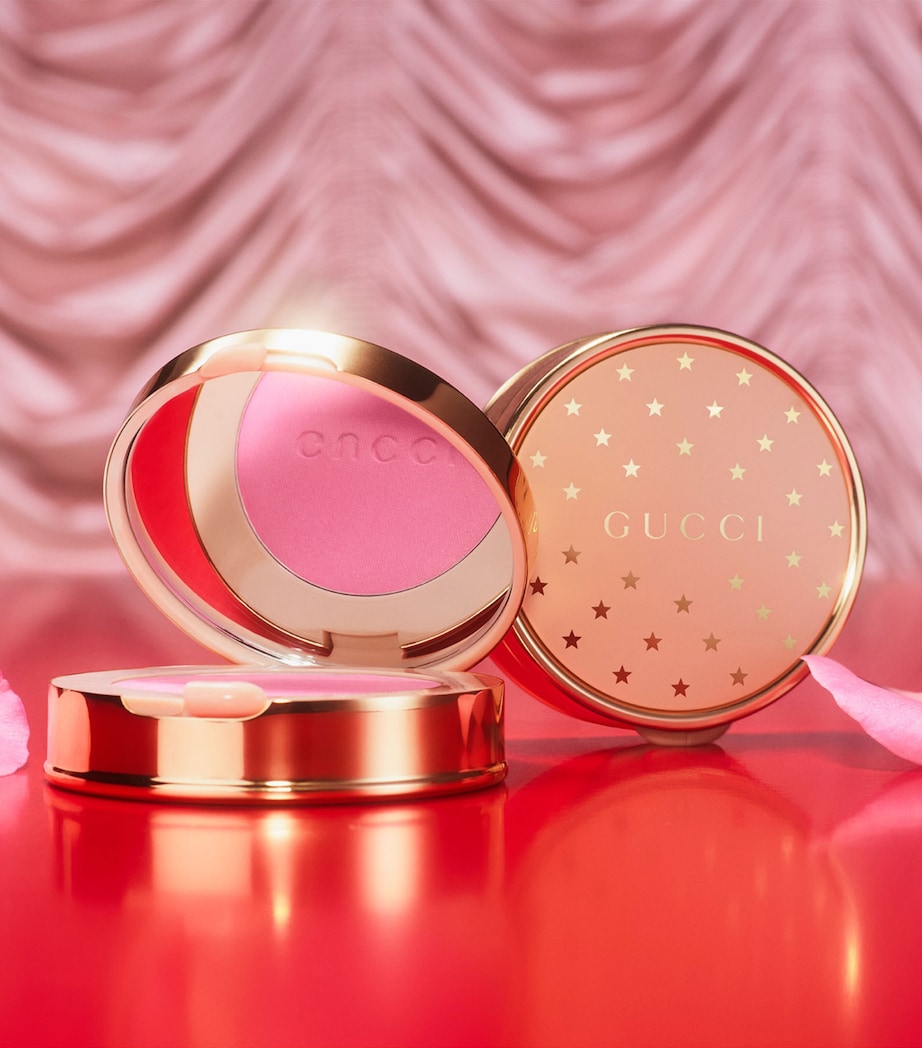 Gucci powder blush, UK version