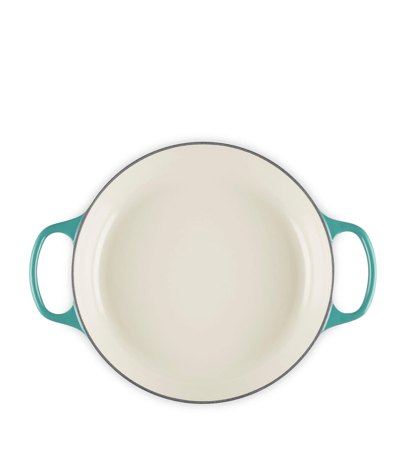 Le Creuset cast iron shallow casserole dish 26cm, UK version