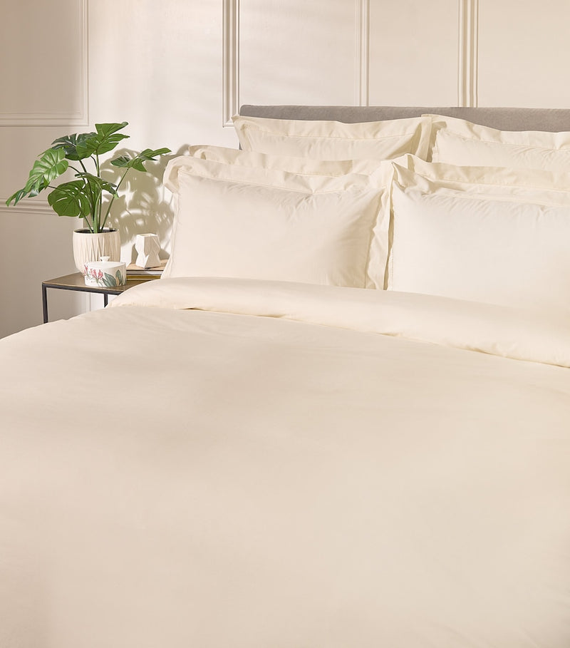 Harrods Cadogan super king flat sheet 270x300cm, imported from the UK