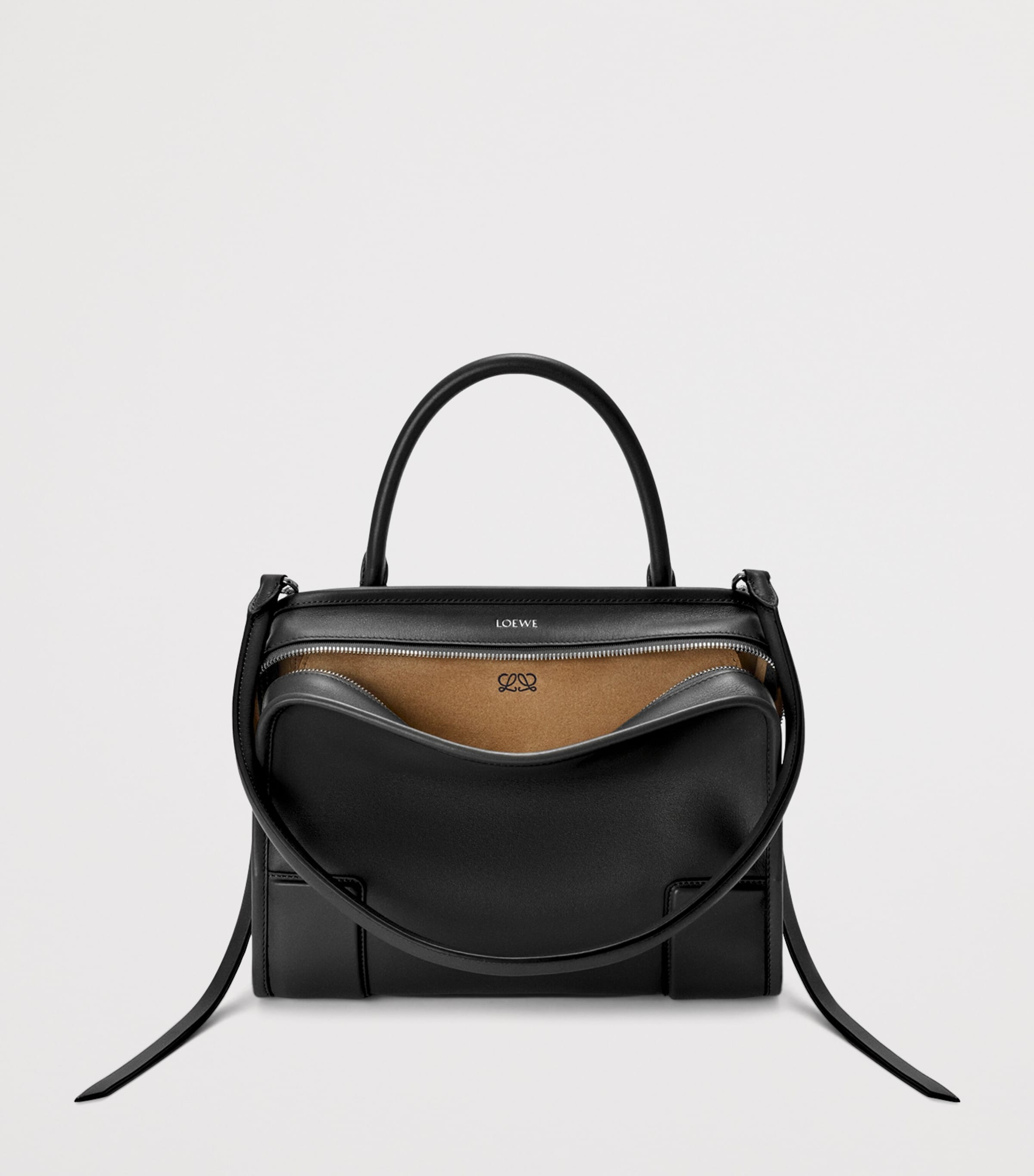 LOEWE Amazona 180 medium leather top-handle bag (British brand)