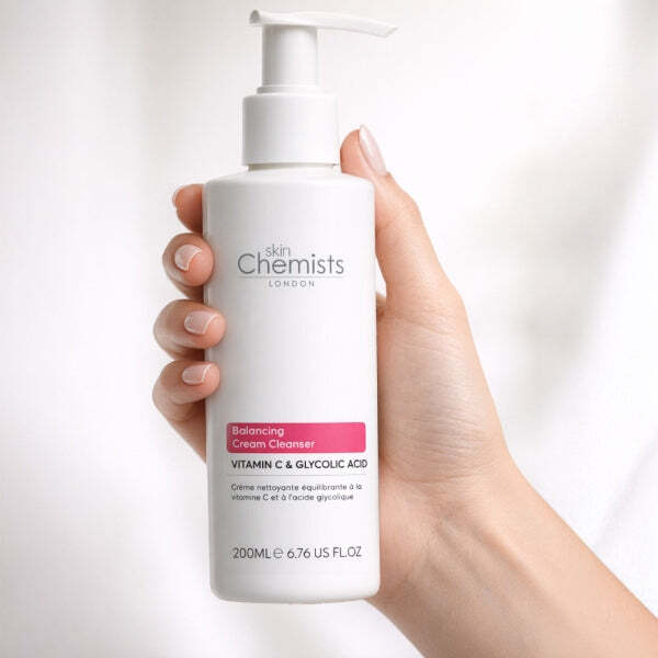 skinChemists Vitamin C anti-ageing cream cleanser 200ml, UK version