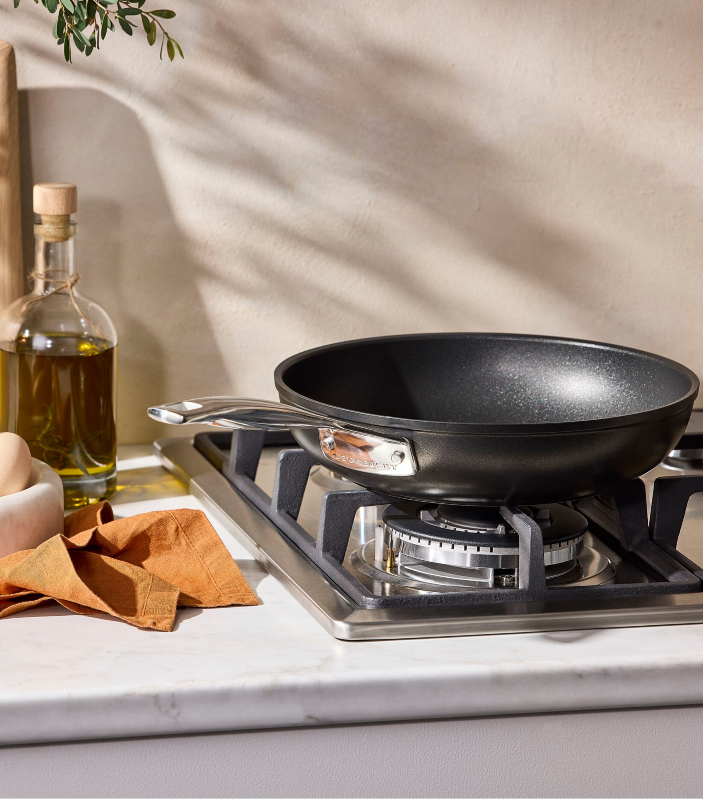 Le Creuset non-stick deep frying pan 26cm, UK version