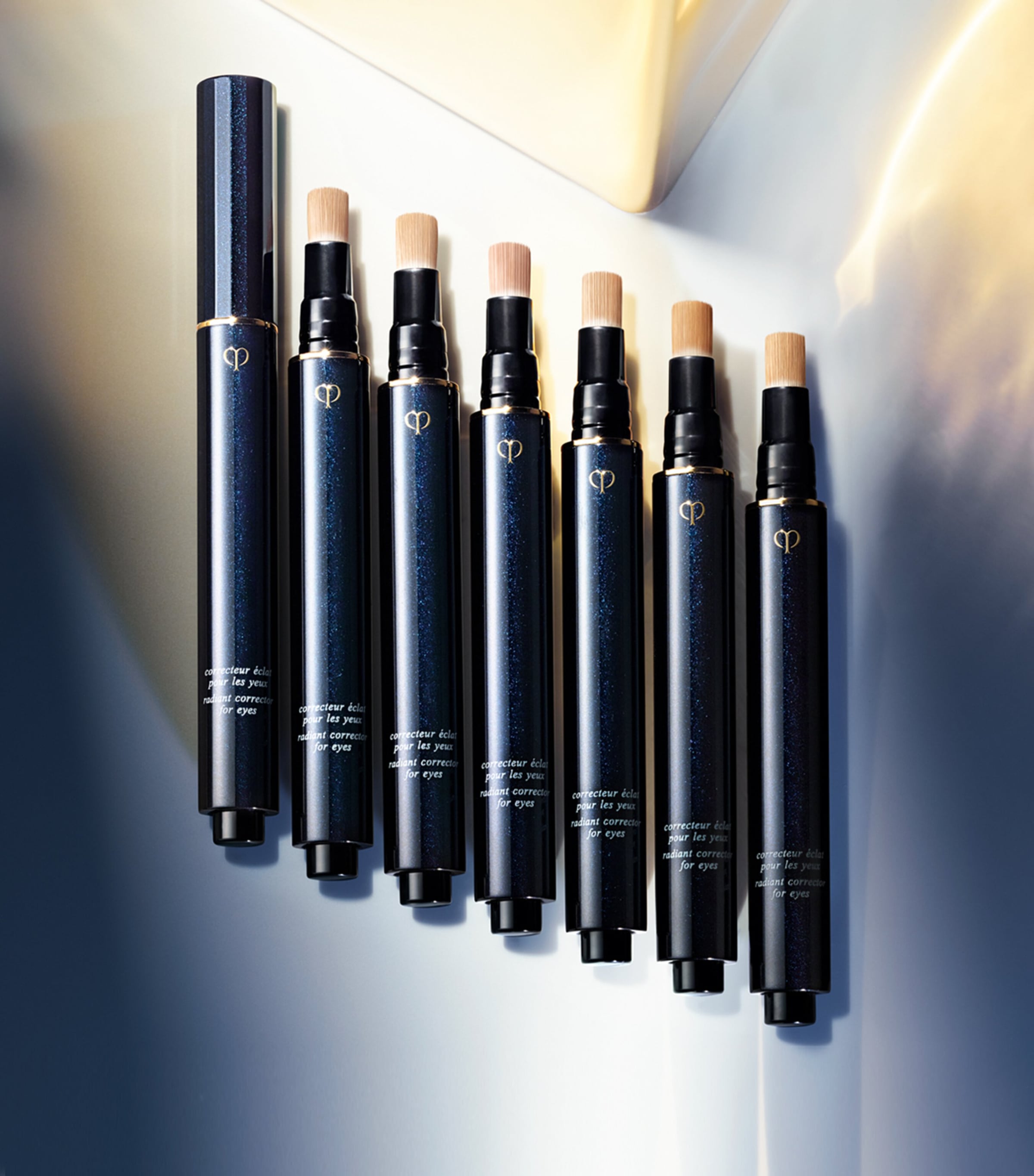 Clé de Peau Beauté Radiant Corrector for Eyes - British product