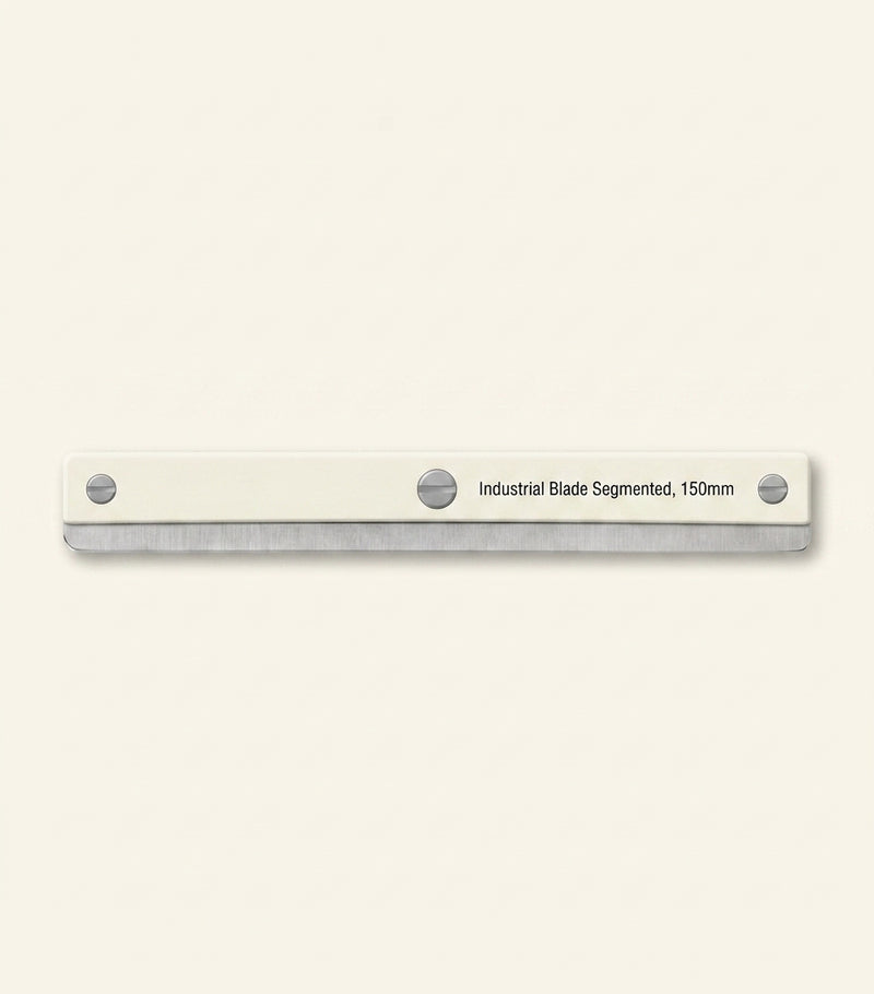 Cartier stainless steel tie clip with burgundy details 5.5cm - British product