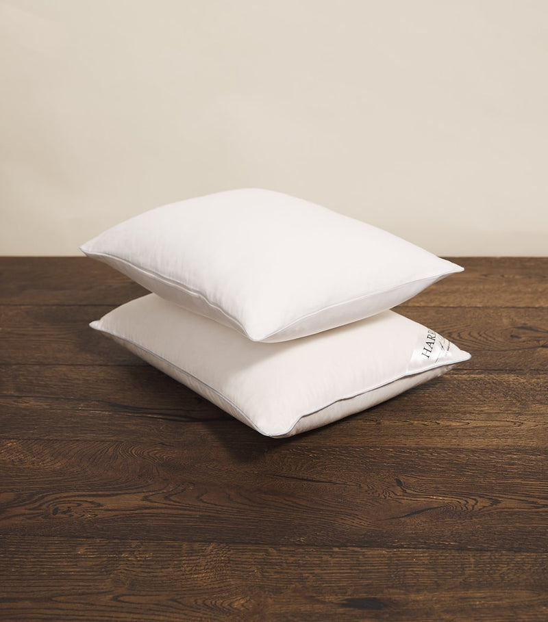 Harrods of London down travel pillow 30x40cm - British product