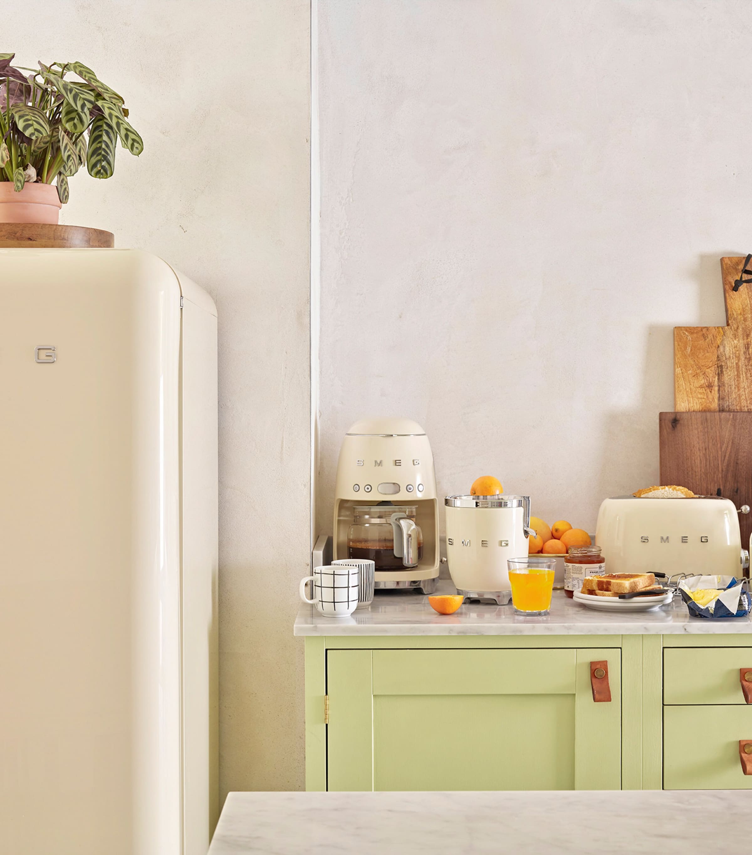 Smeg retro kettle (British brand)