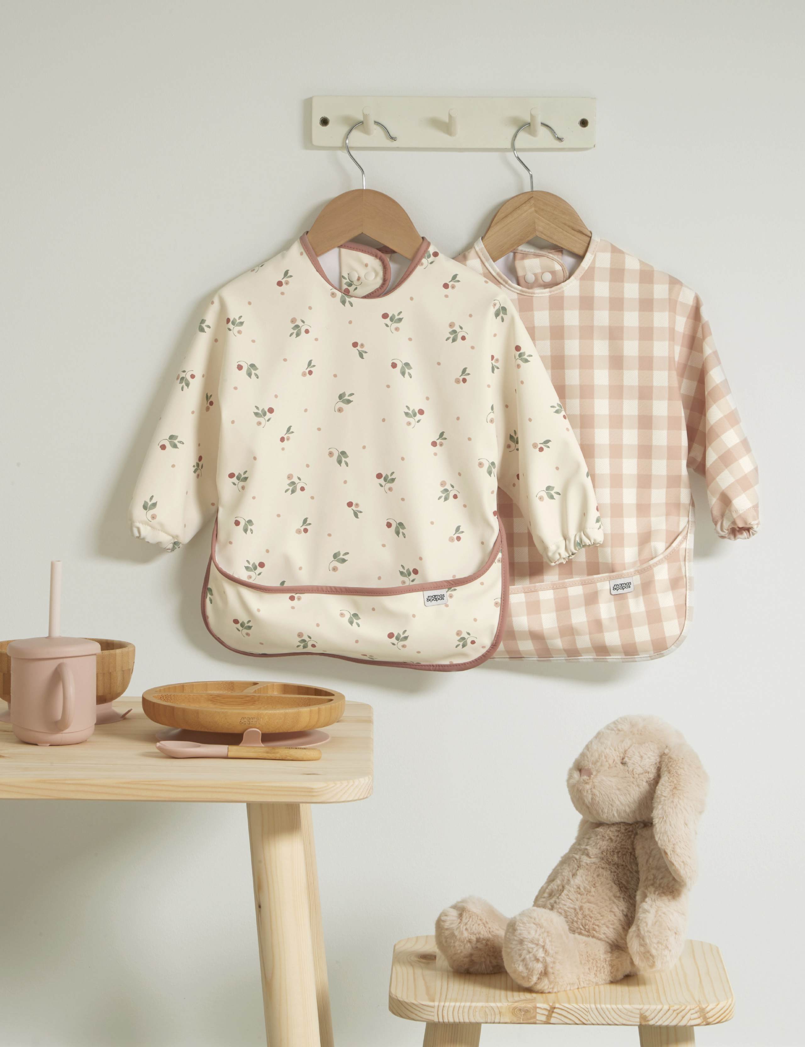 Mamas & Papas dribble bibs 2 pack checked cherry prints, UK version