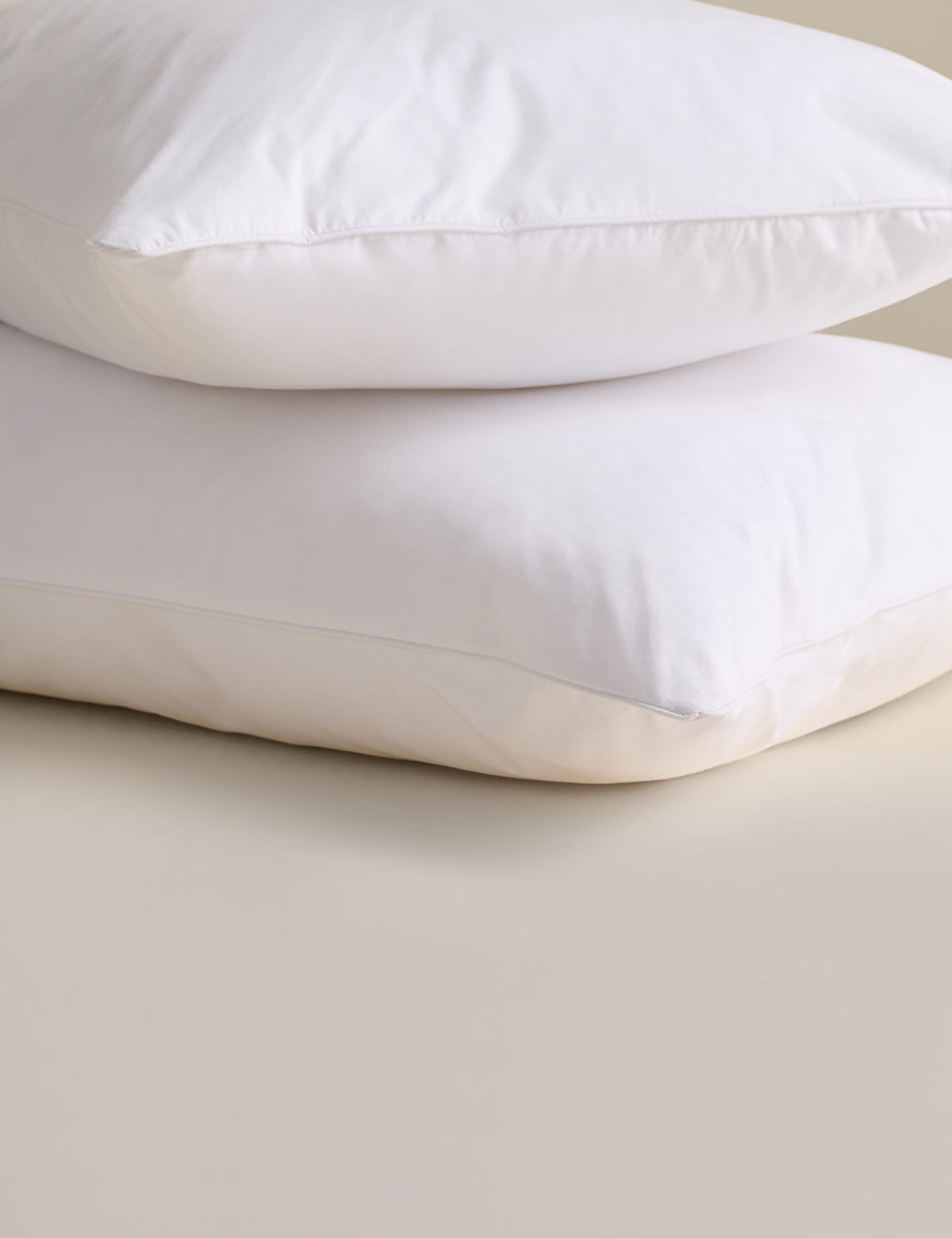 Cluster fibre firm pillows in a 2 pack - British product