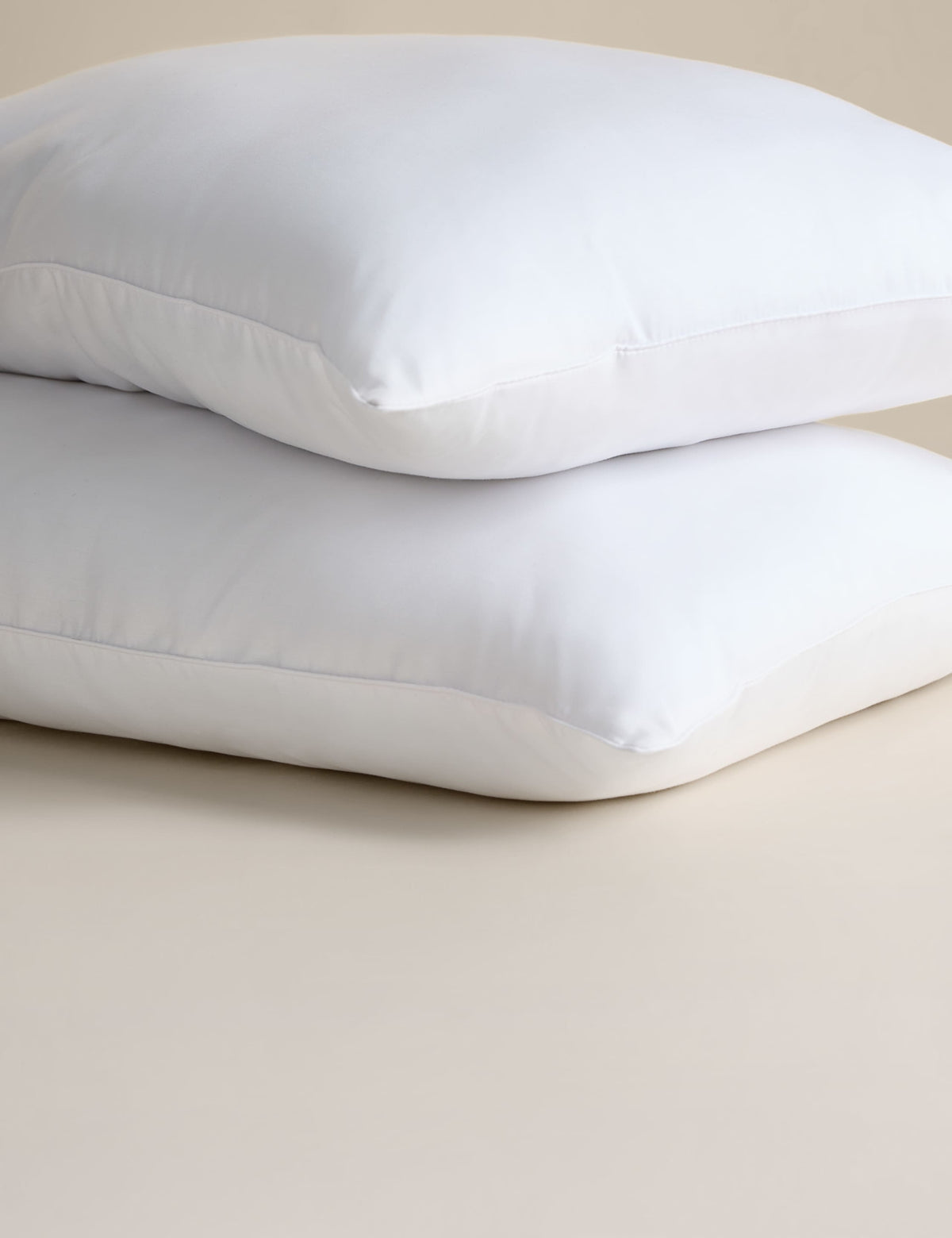 Luxury down alternative medium pillows 2 pack (British brand)