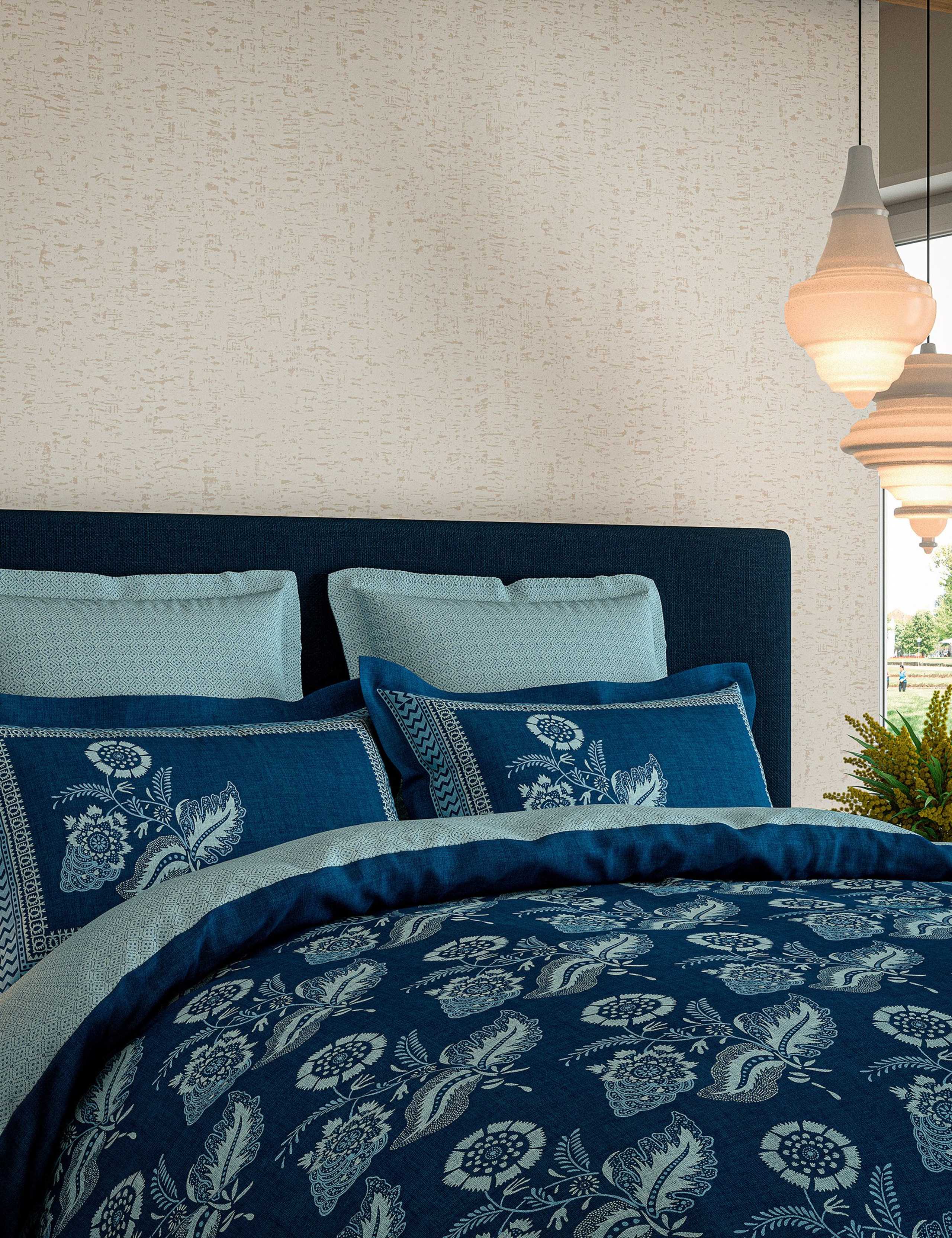 V&A pure cotton Eastern Bloom pillowcases two-pack - British product