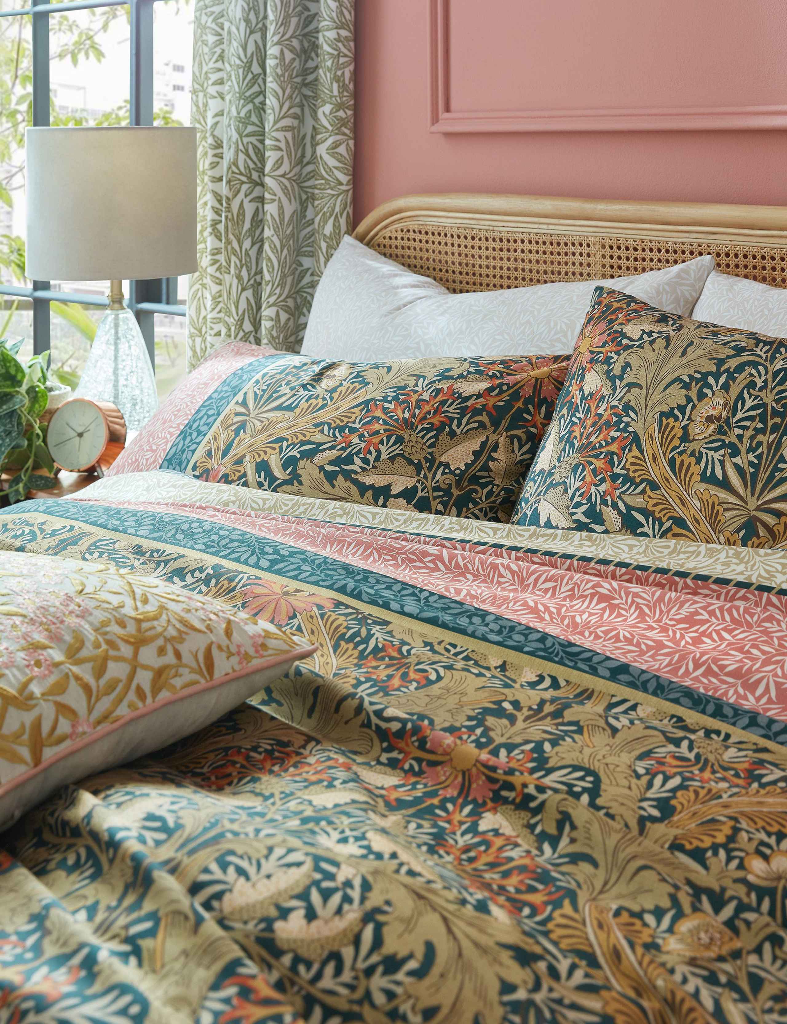 William Morris At Home pure cotton sateen Oxford pillowcases 2 pack - British product