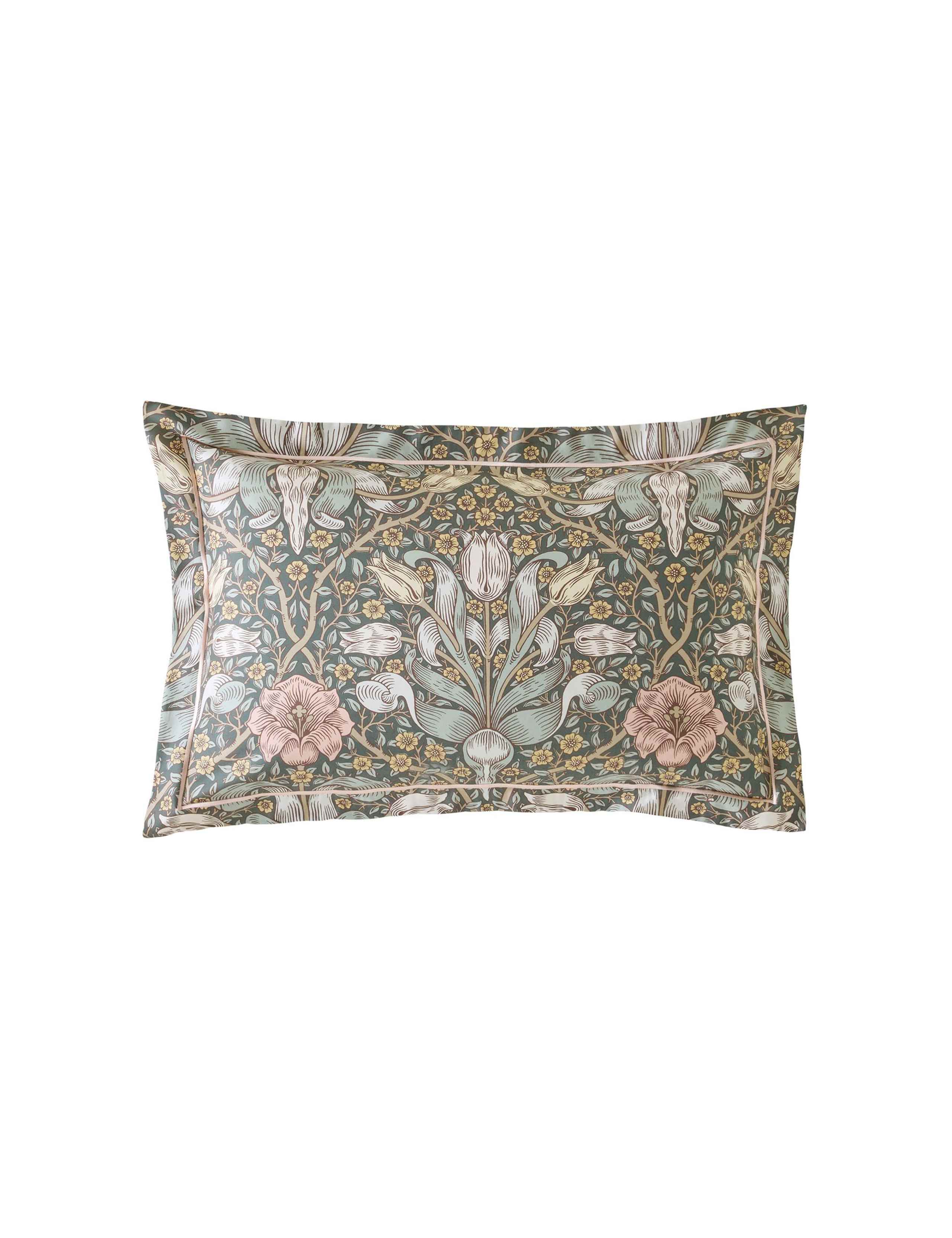 William Morris 2 pack cotton sateen Oxford pillowcases - British product