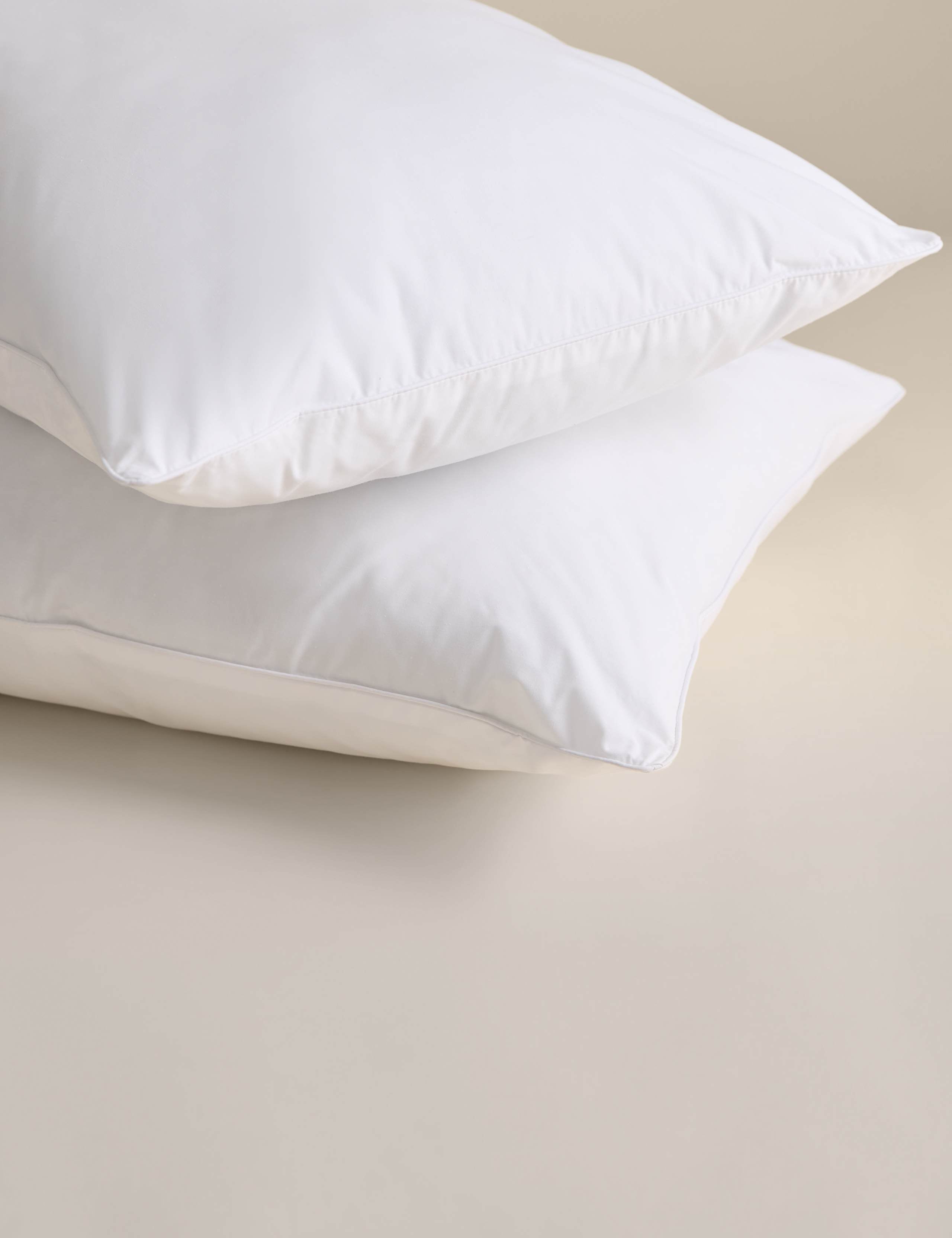 Smart Wash & Dry anti allergy firm pillows 2 pack, imported from the UK