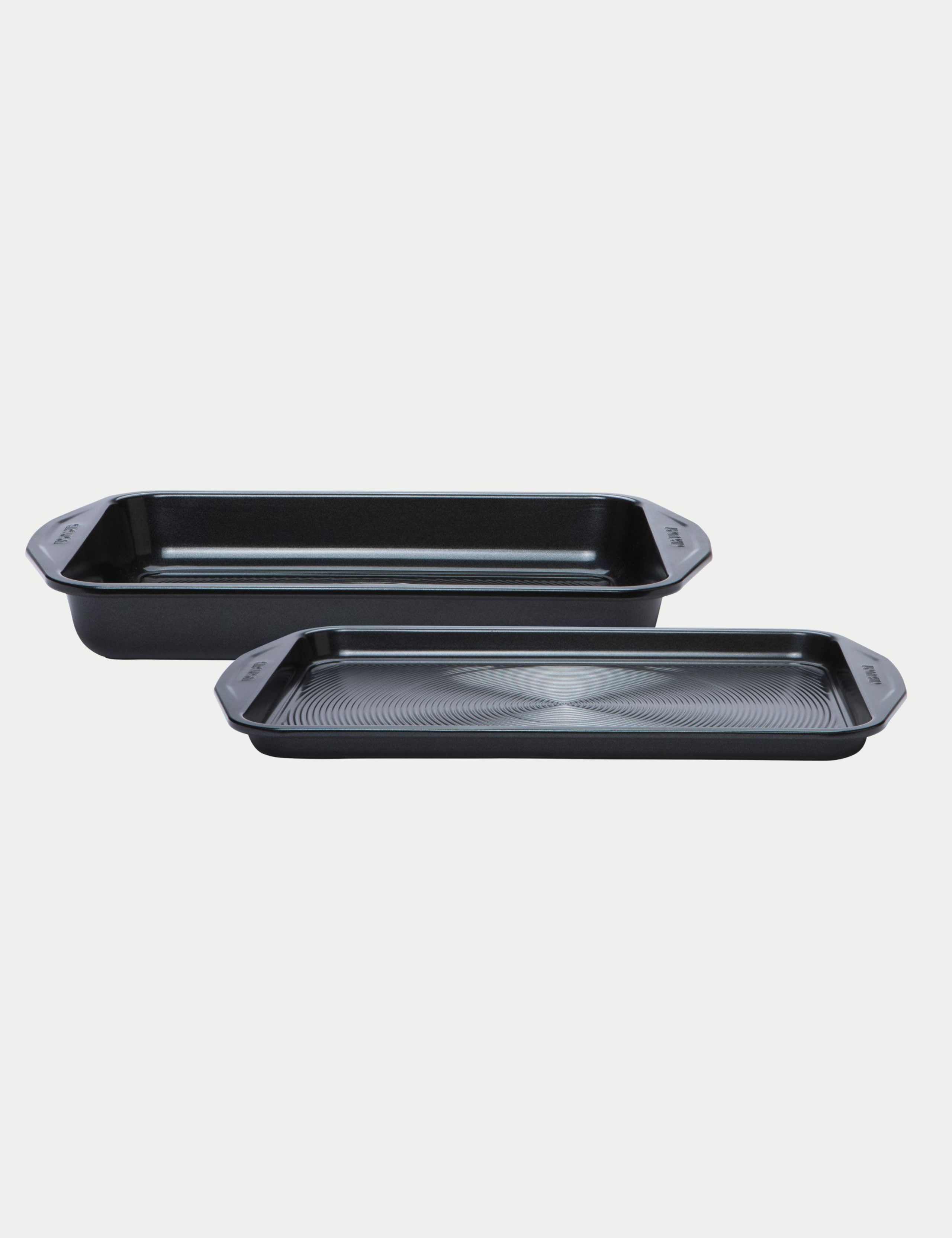 Circulon 2-piece carbon steel bakeware set - British product