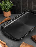 Circulon 2-piece carbon steel bakeware set - British product
