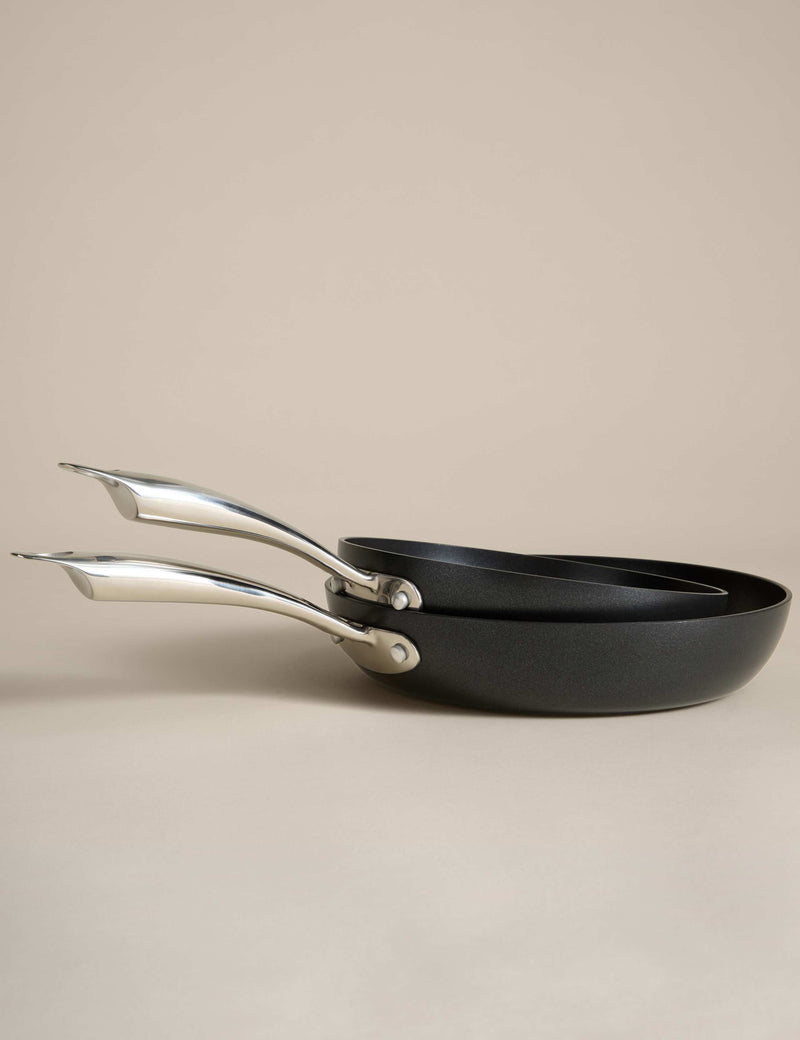 Non-Stick Pro 2-piece frying pan set (British brand)