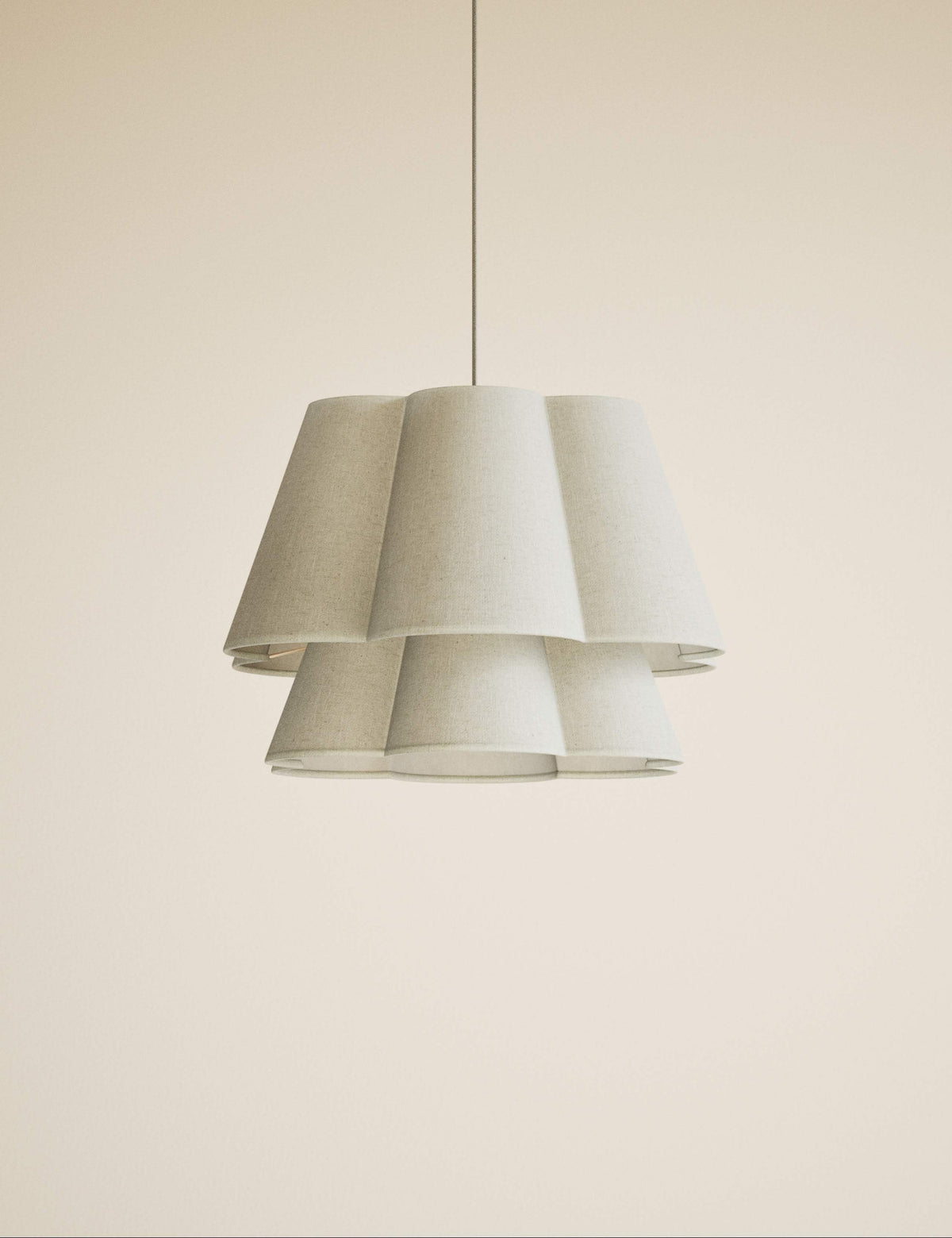 Scallop ceiling lamp shade two-tiered design 45cm - British product