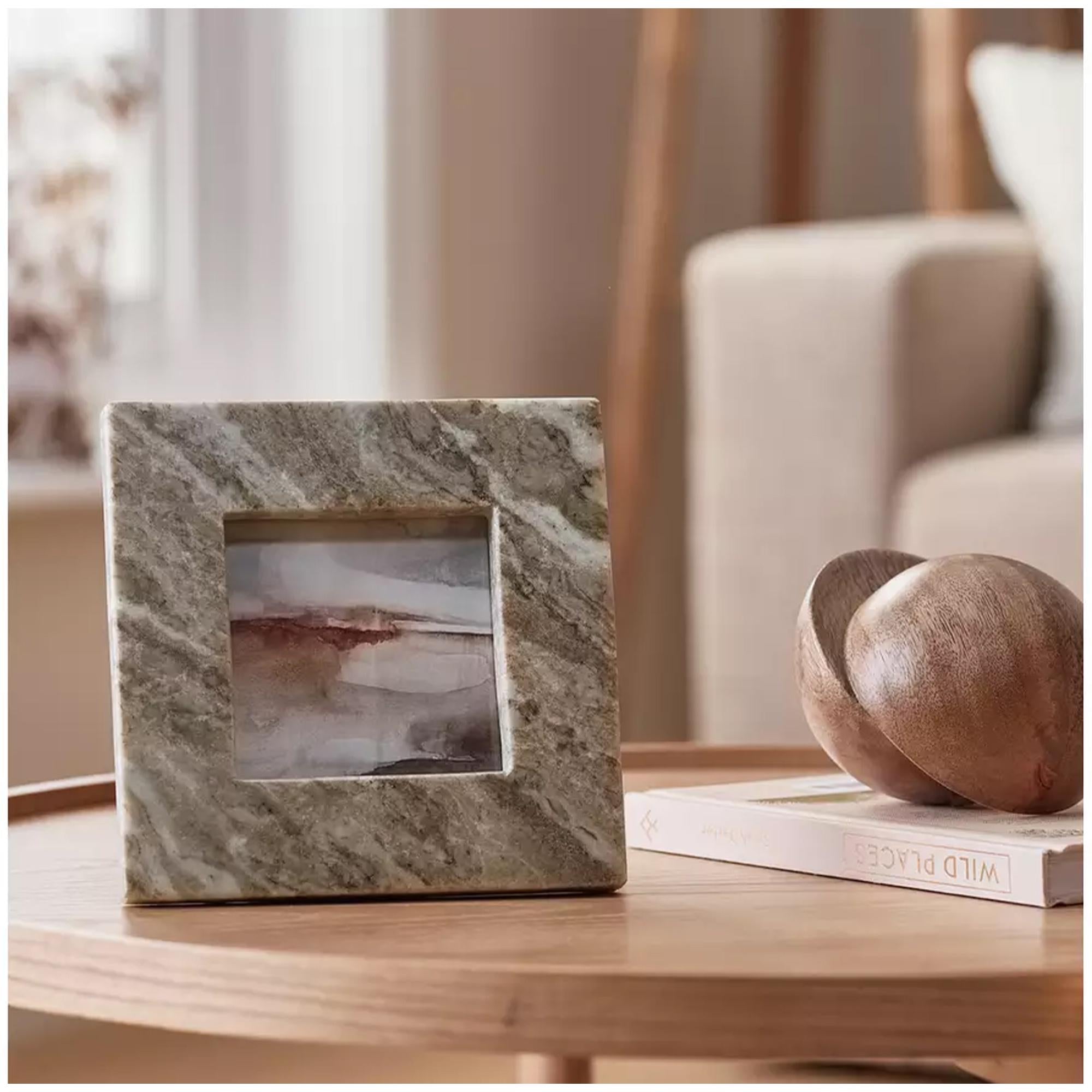 Habitat marble picture frame 4x4 inch, imported from the UK