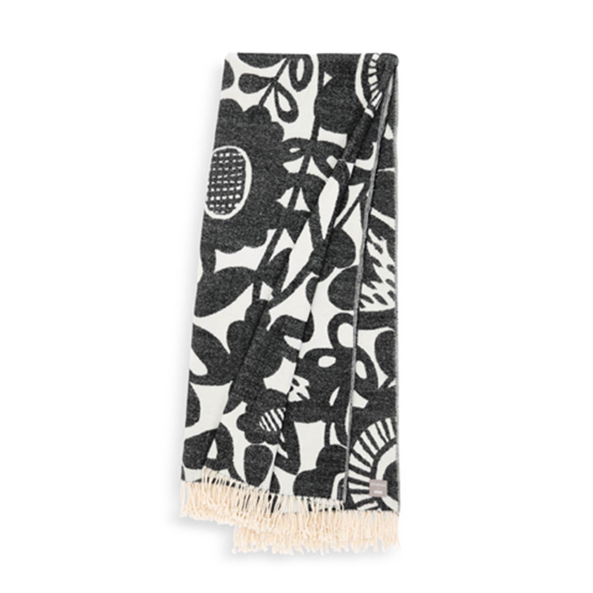 Habitat Scandi Kukia Floral Throw 150x200cm, UK version