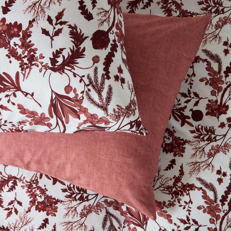 Sainsburys Foliage Print Bedding Set Burgundy Various Sizes (British brand)