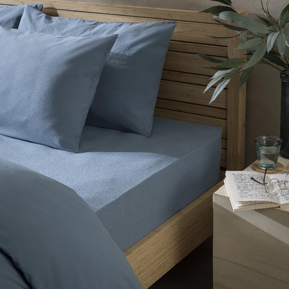 Cotton-Rich 180 Thread Count Fitted Sheet in Denim