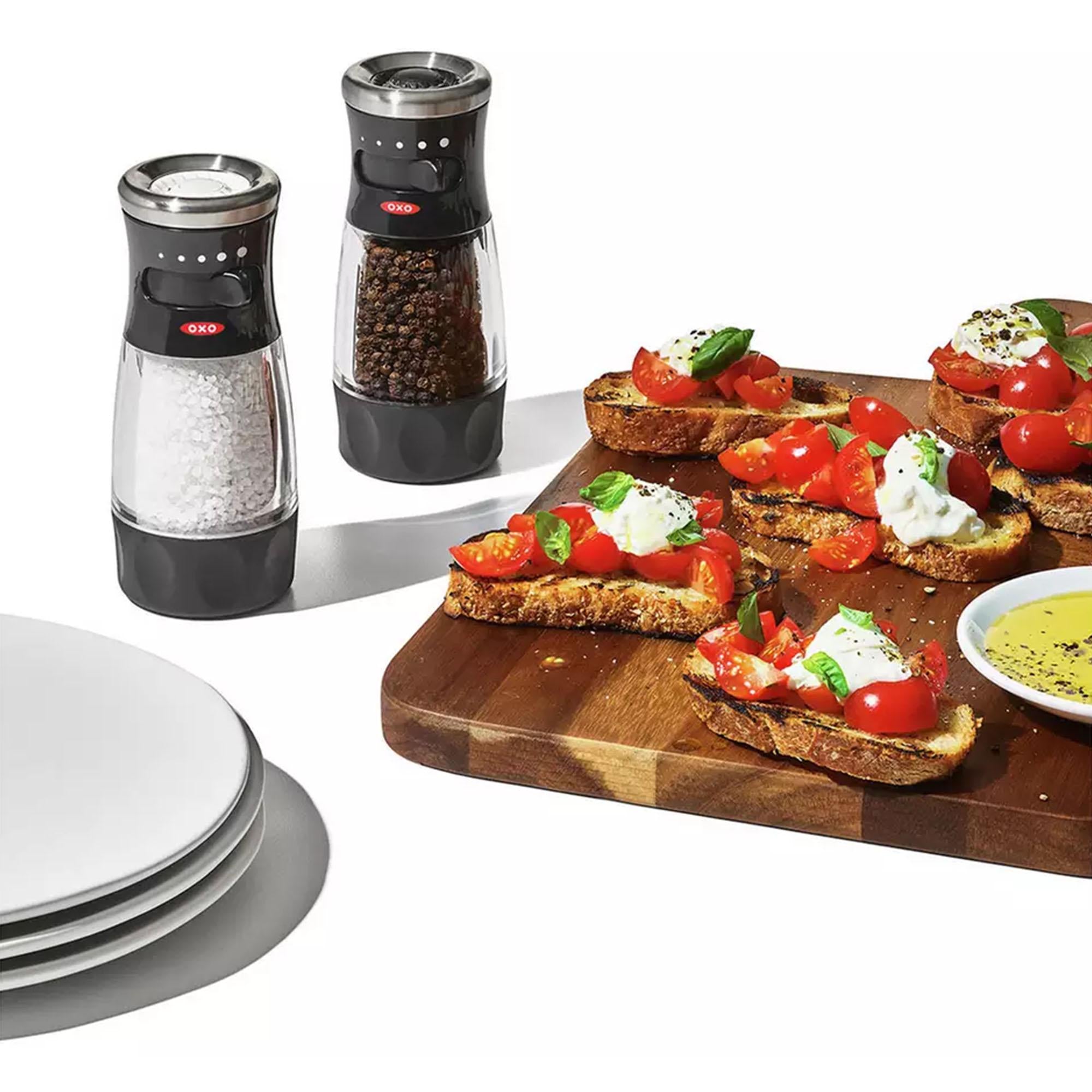 OXO Acrylic Salt Grinder Black, UK version