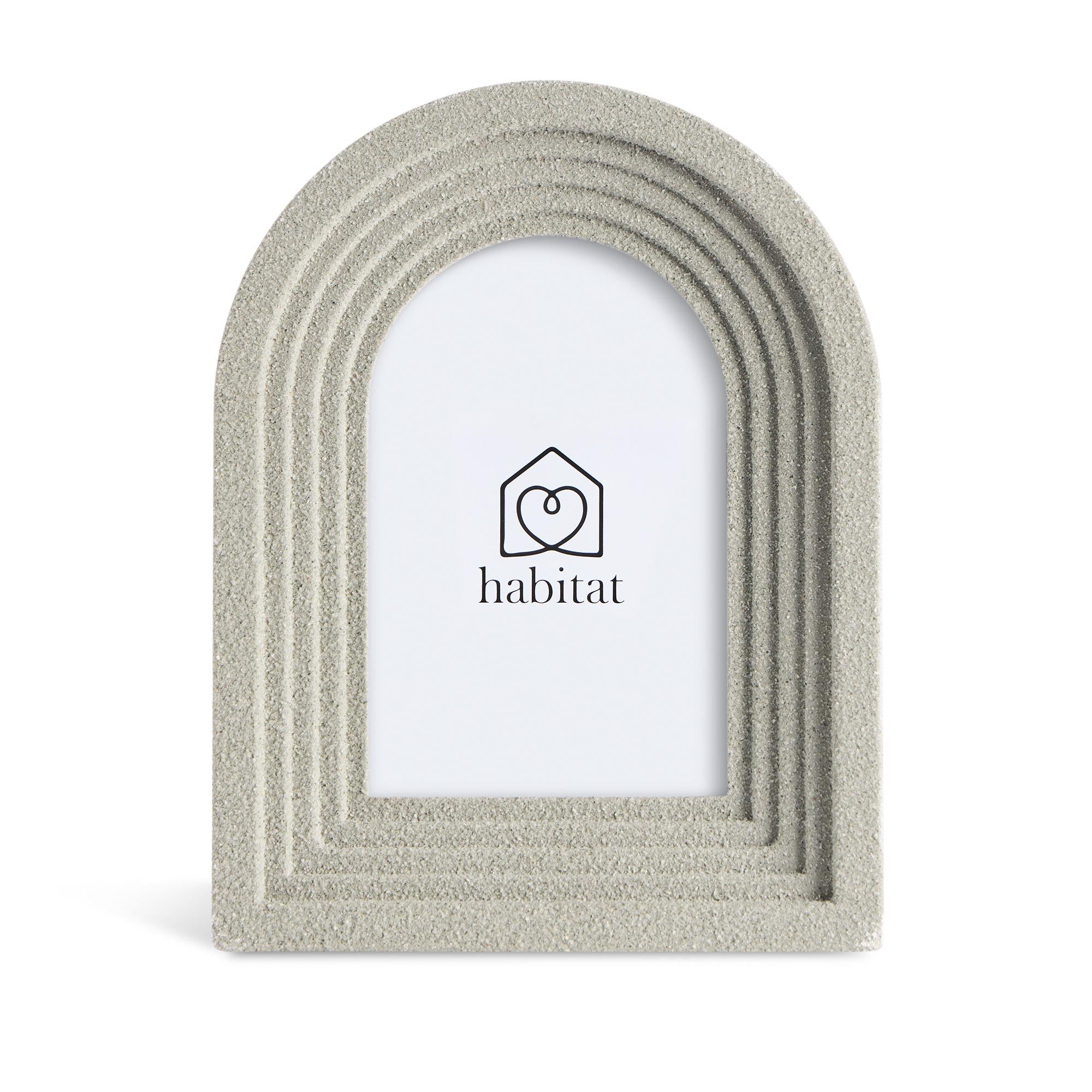 Habitat Arch Frame Green Photo Frame H21.5 x W16.6cm, UK version