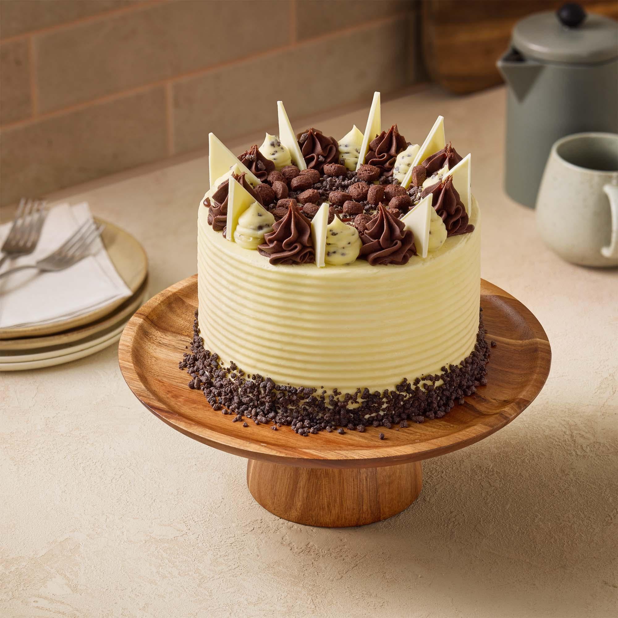 Sainsbury's Taste the Difference Cookies & Cream Cake 1.8kg, UK version