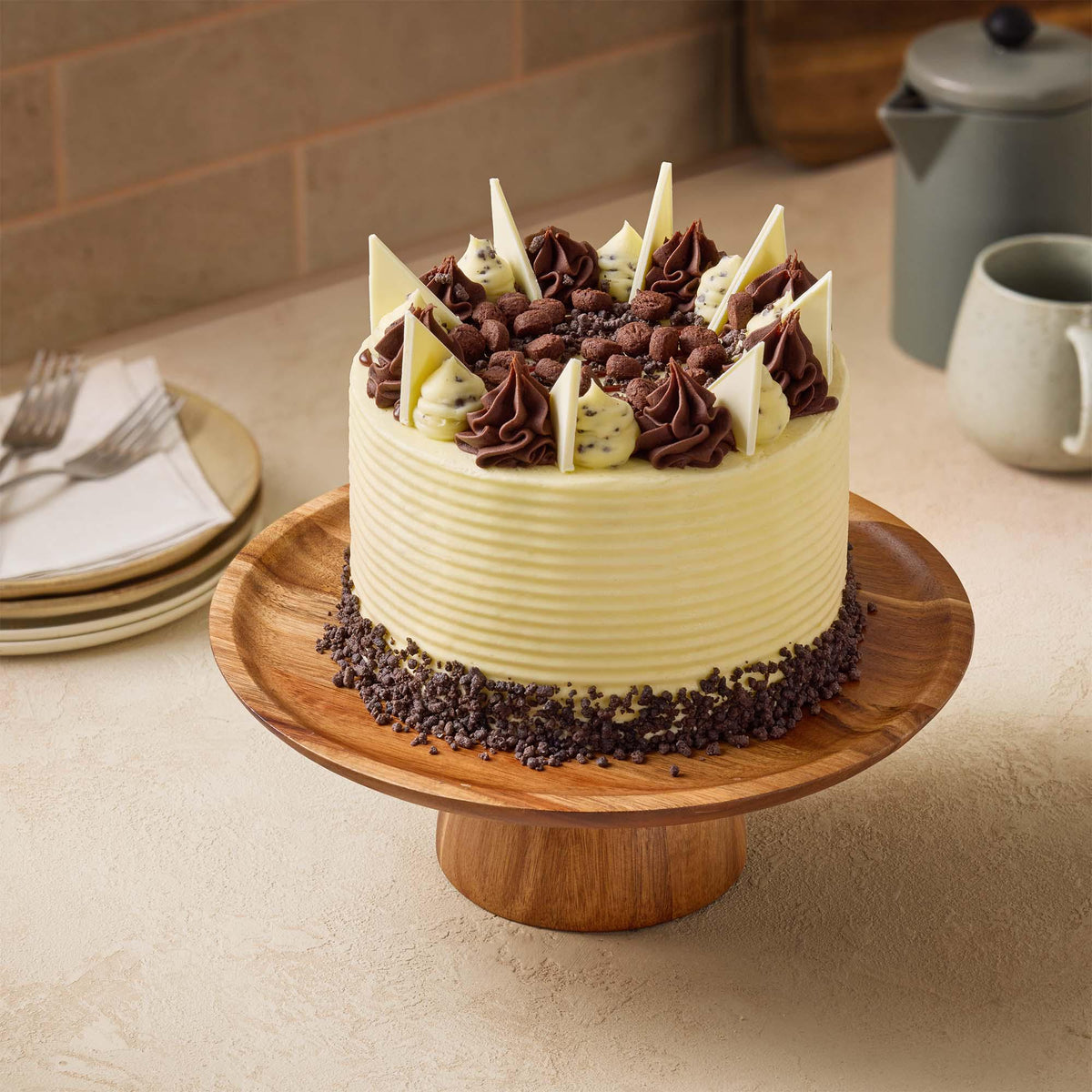 Sainsbury's Taste the Difference Cookies & Cream Cake 1.8kg, UK version