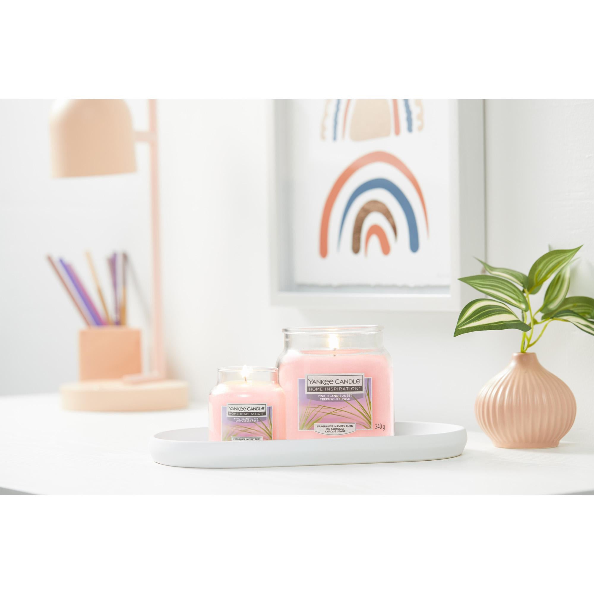 Yankee Candle Pink Island Sunset candle medium jar, UK version