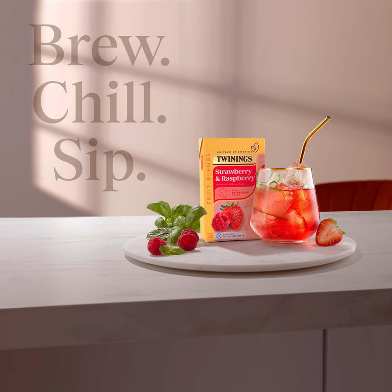 Twinings strawberry and raspberry fruit tea 20 tea bags (British brand)